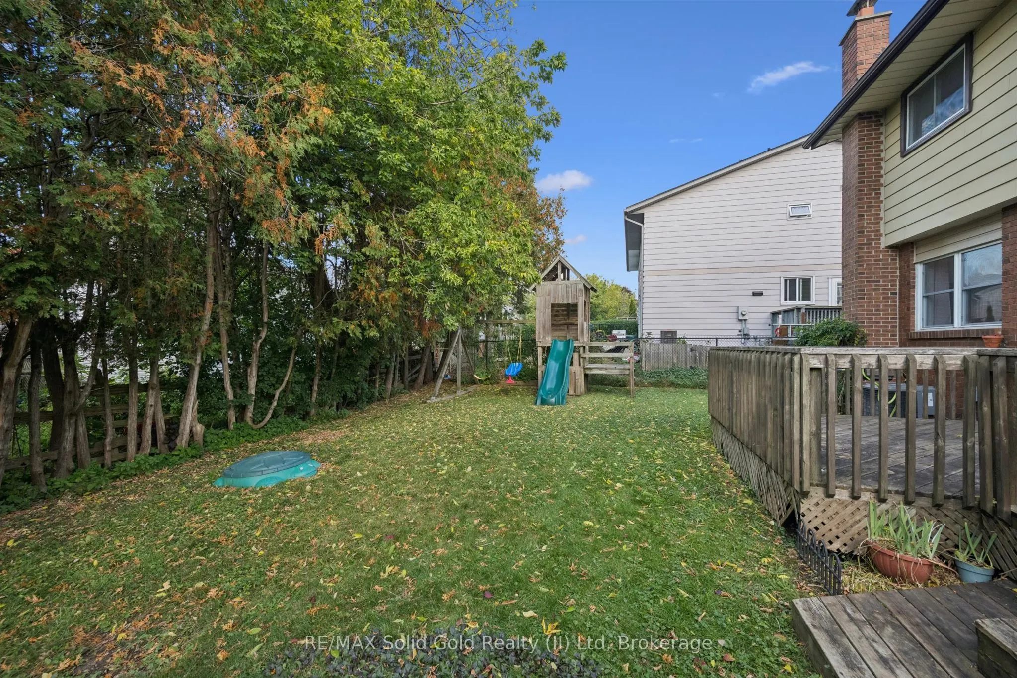 143 Hillbrook Crescent