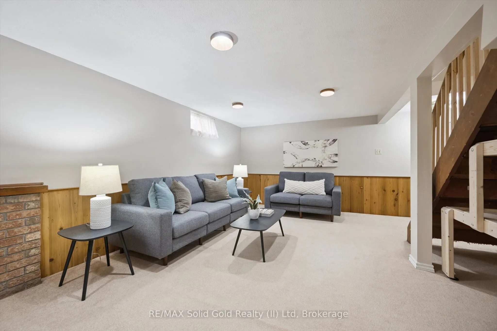 143 Hillbrook Crescent