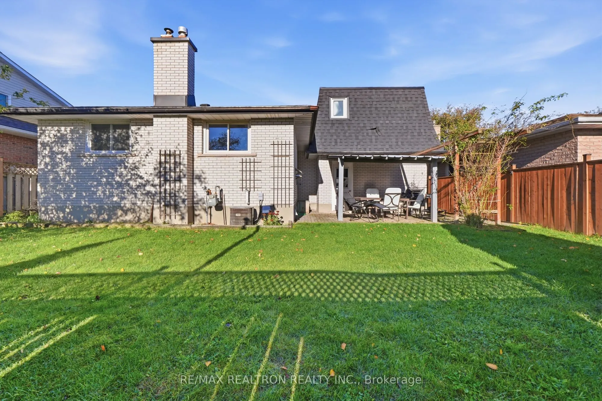 65 Mcilwraith Crescent