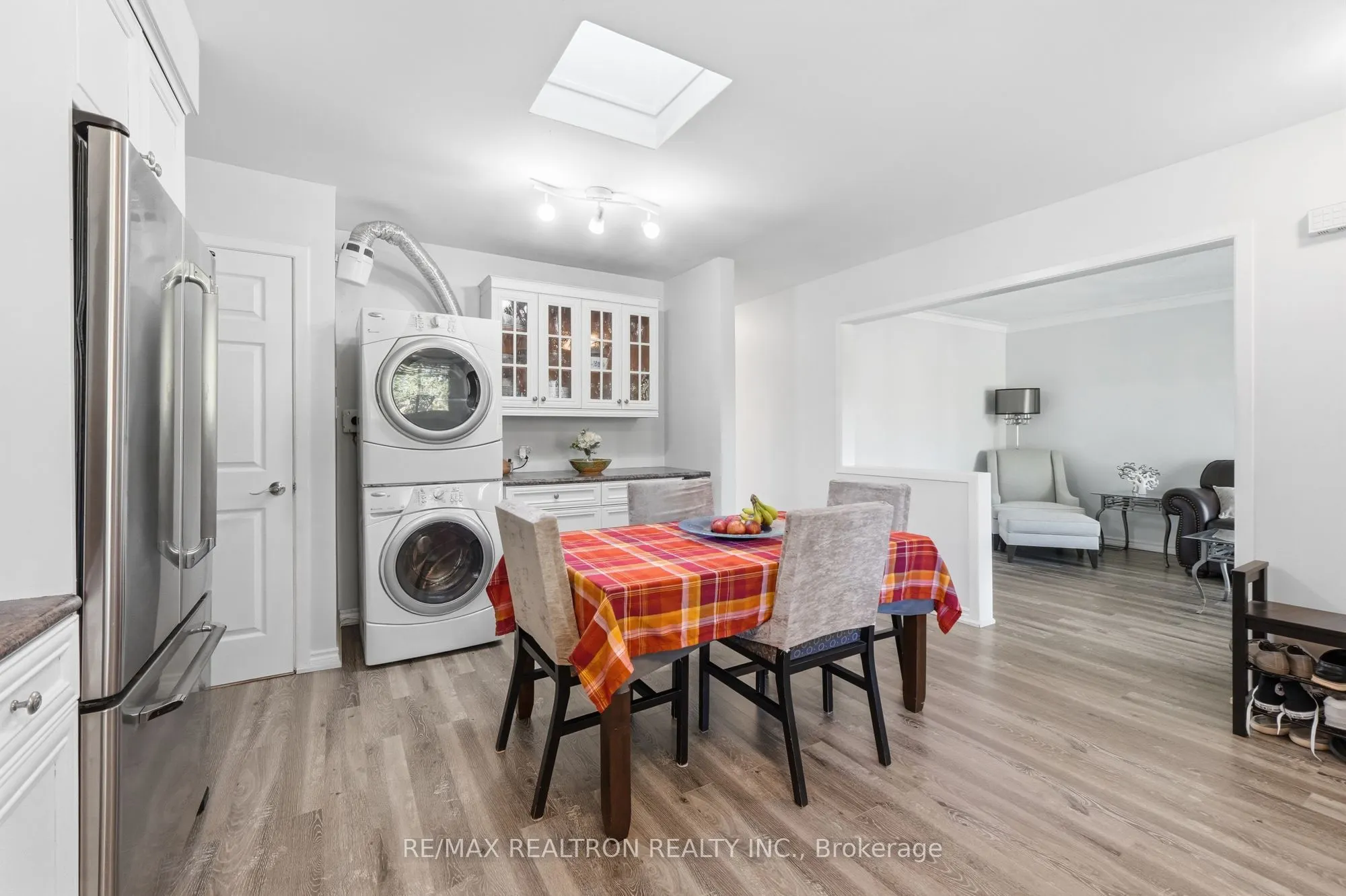 65 Mcilwraith Crescent