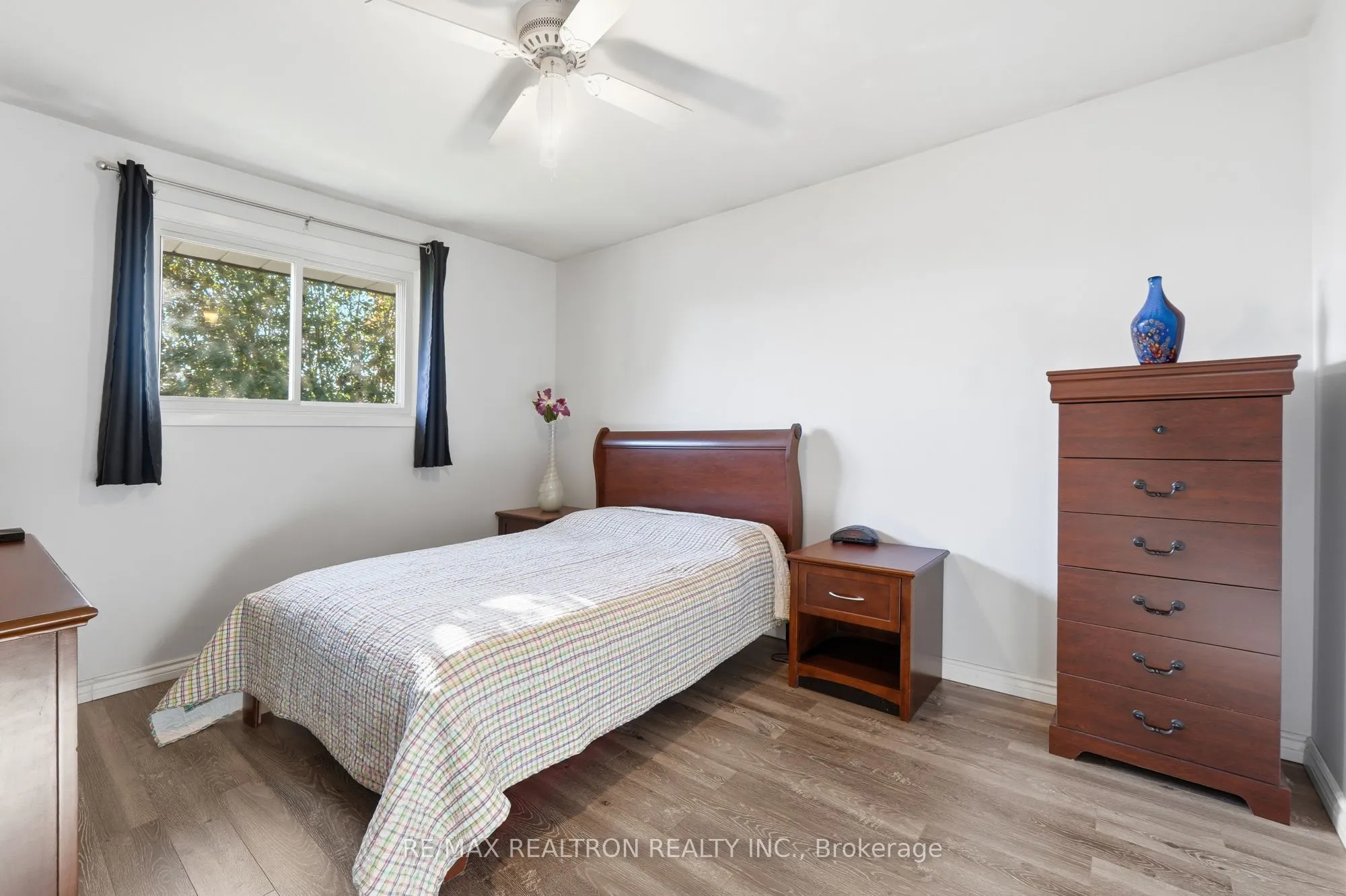 65 Mcilwraith Crescent