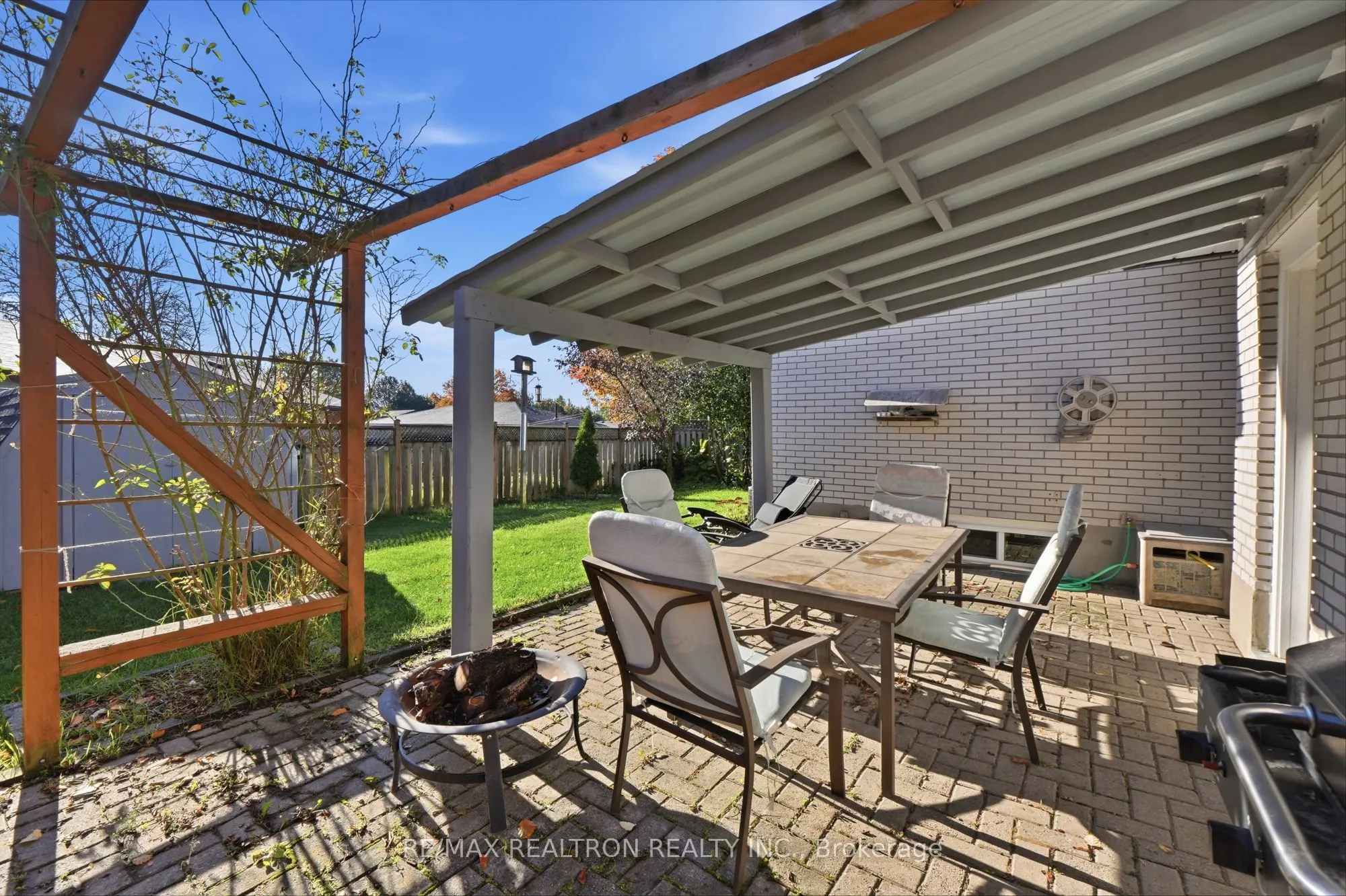 65 Mcilwraith Crescent