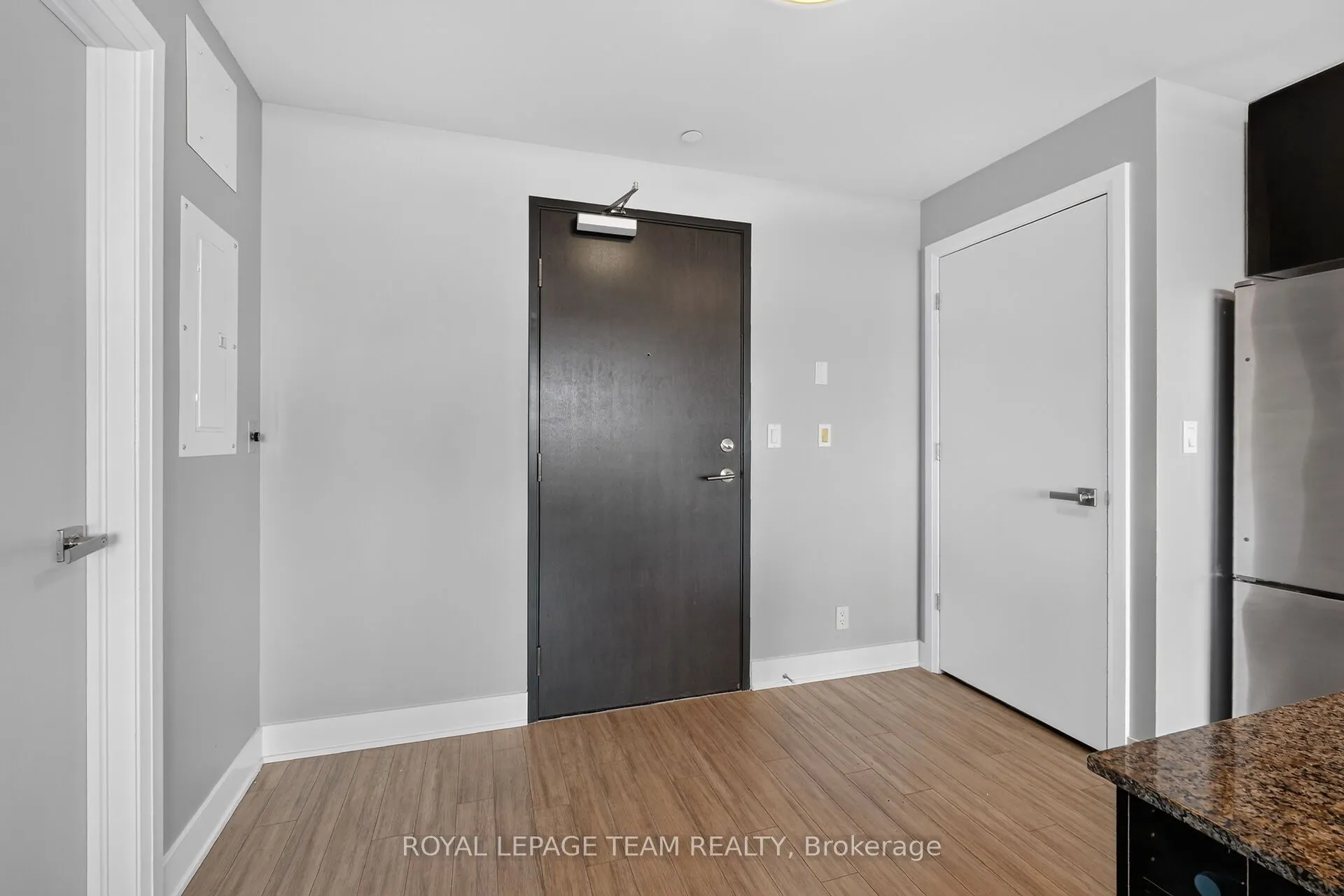 118 Holmwood Avenue #1102