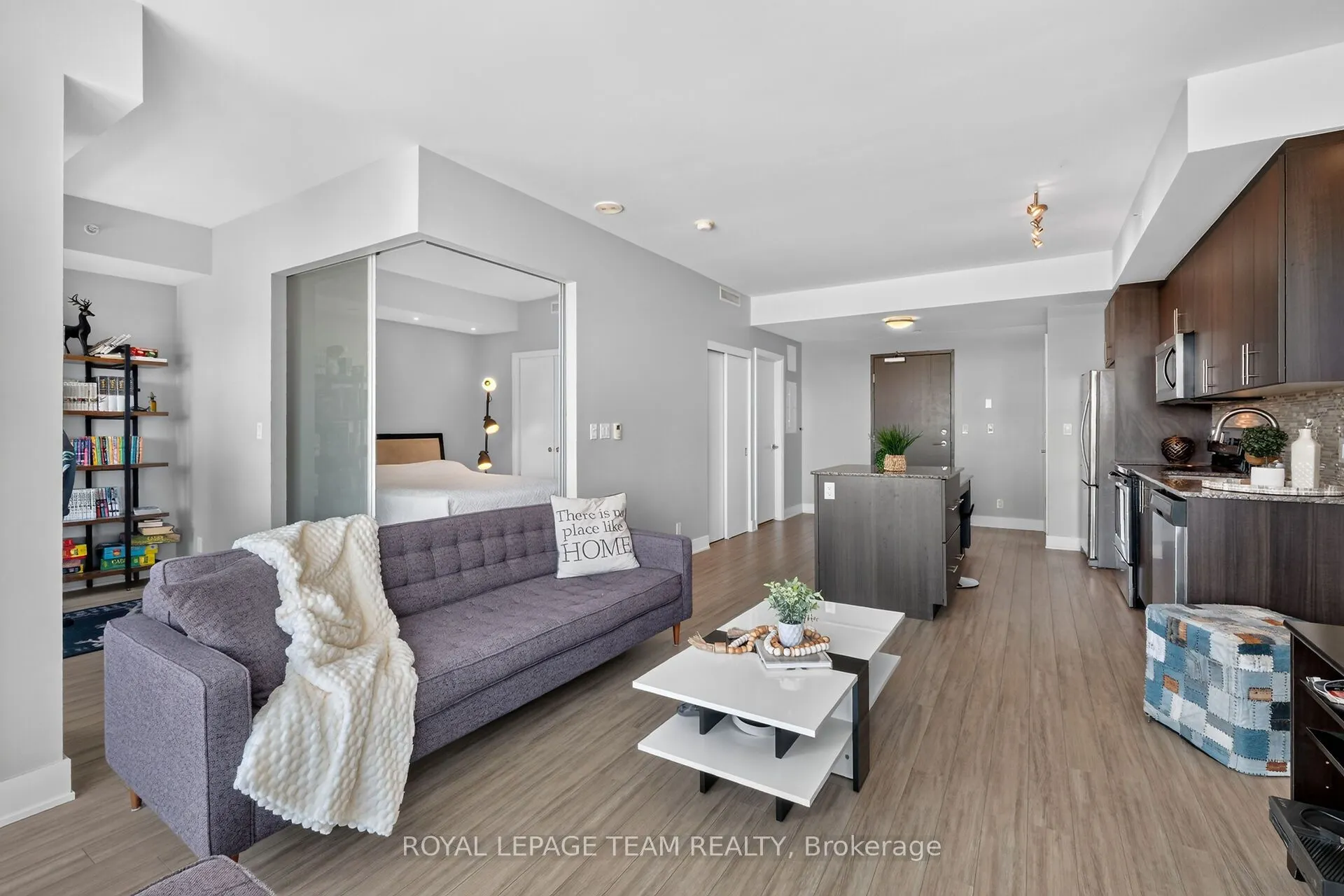 118 Holmwood Avenue #1102