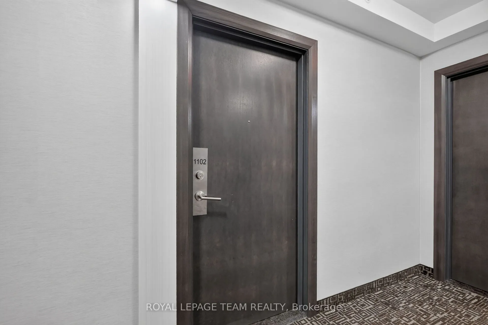 118 Holmwood Avenue #1102