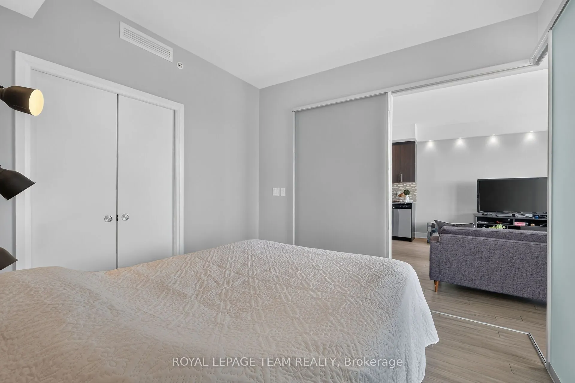 118 Holmwood Avenue #1102