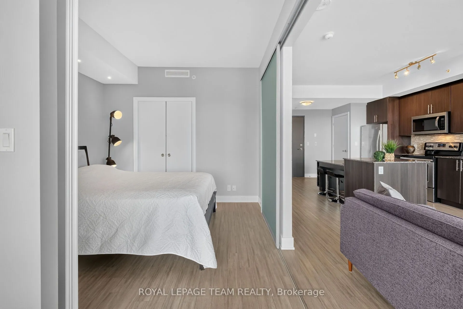 118 Holmwood Avenue #1102