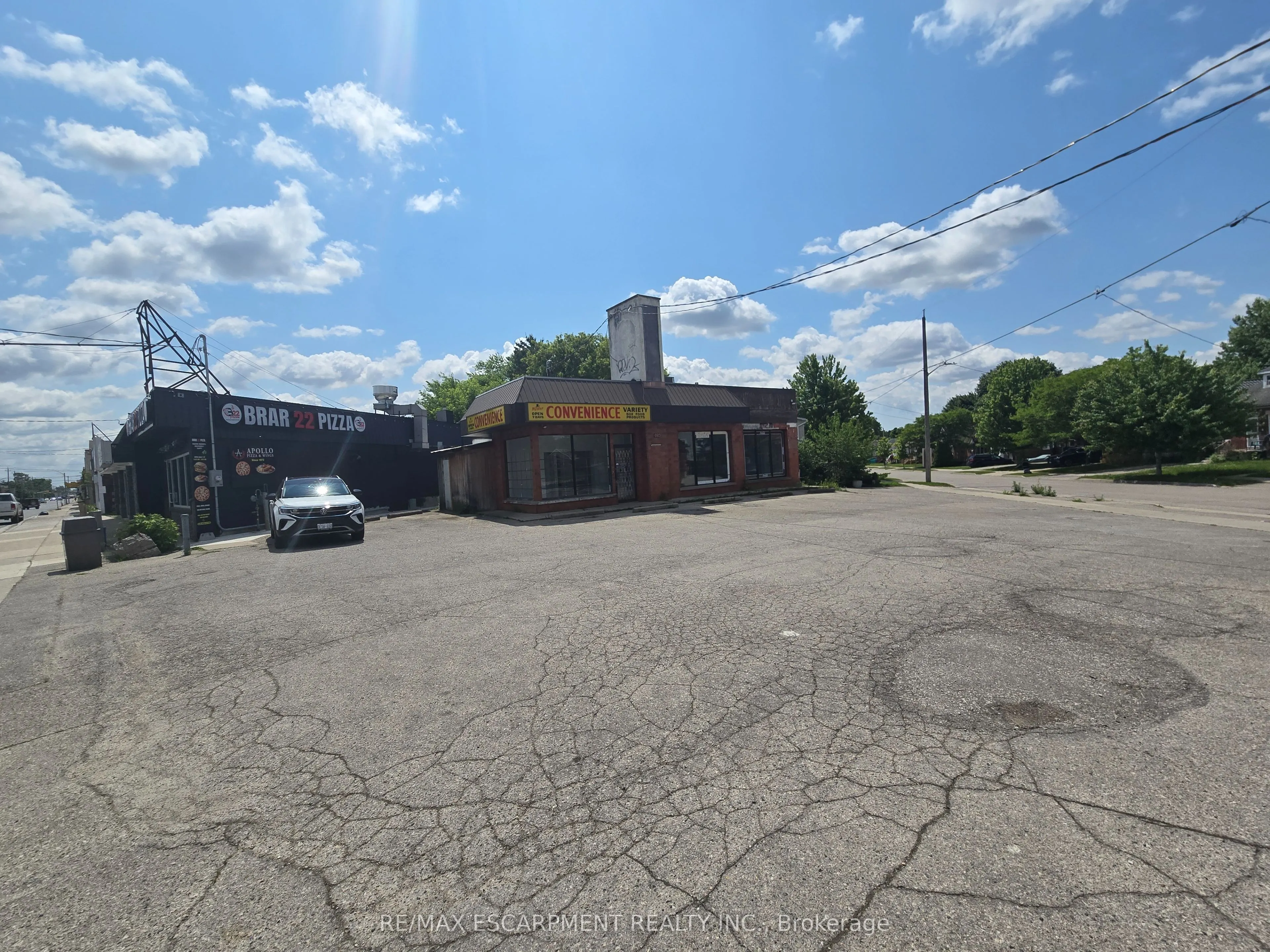 693 Hamilton Road