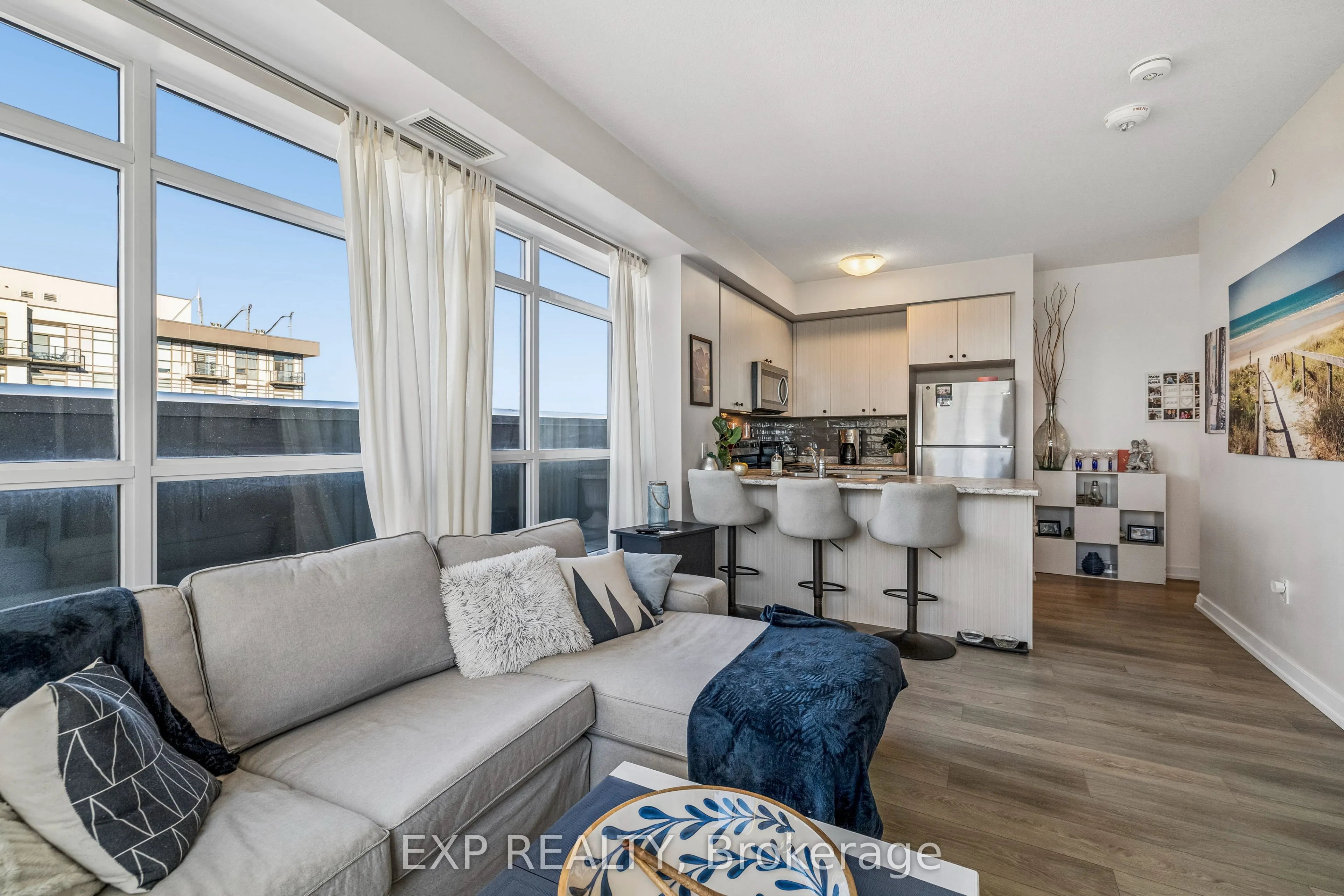 450 Dundas Street E #1005