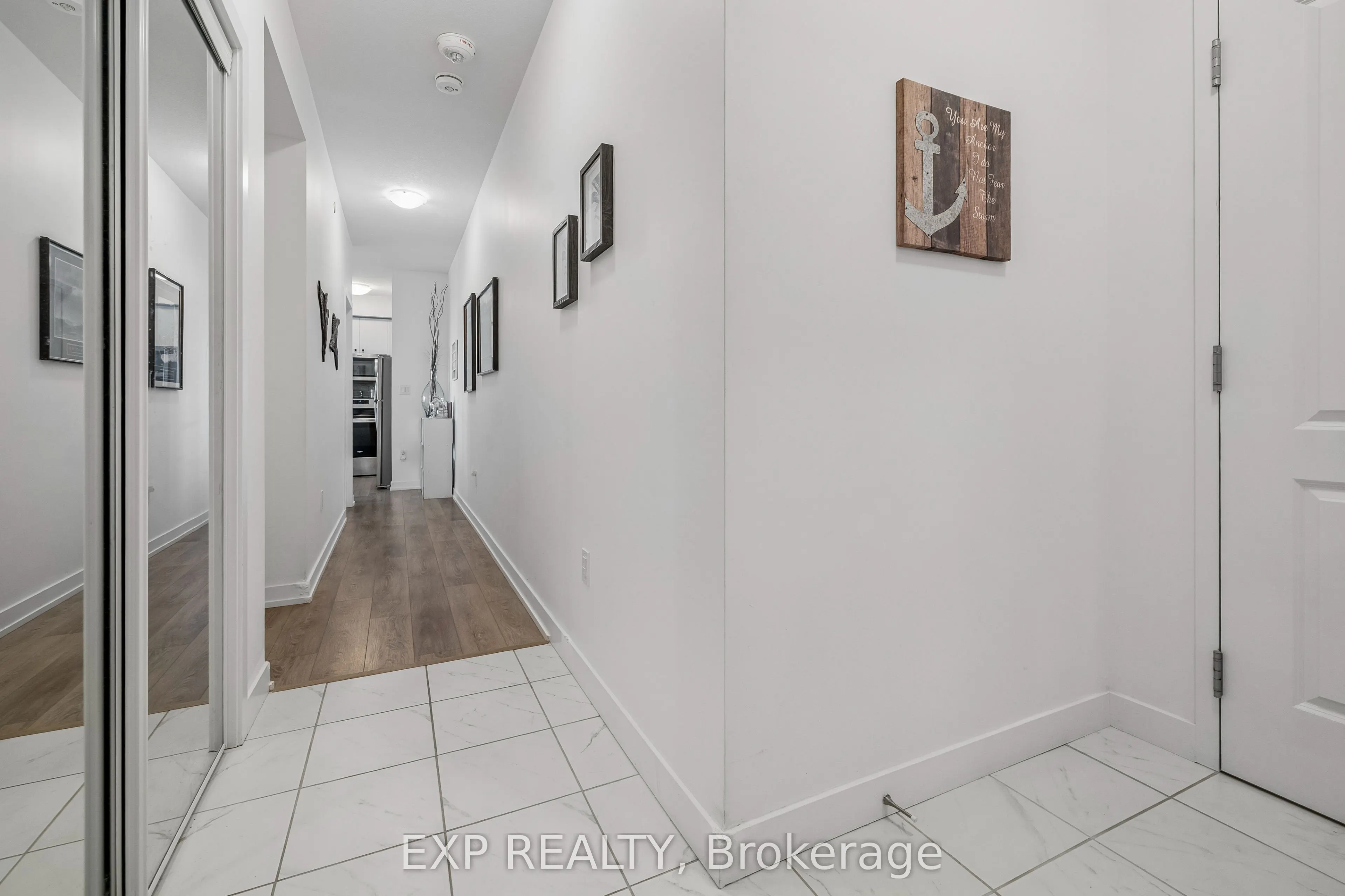 450 Dundas Street E #1005