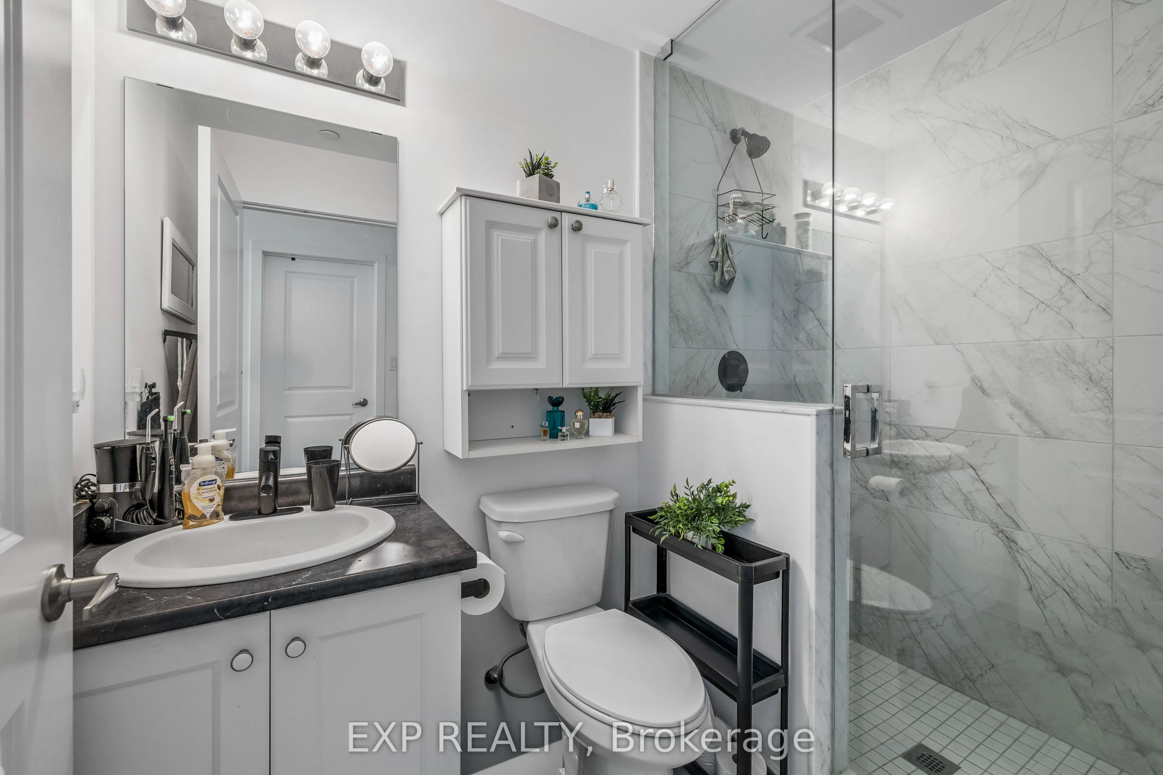 450 Dundas Street E #1005