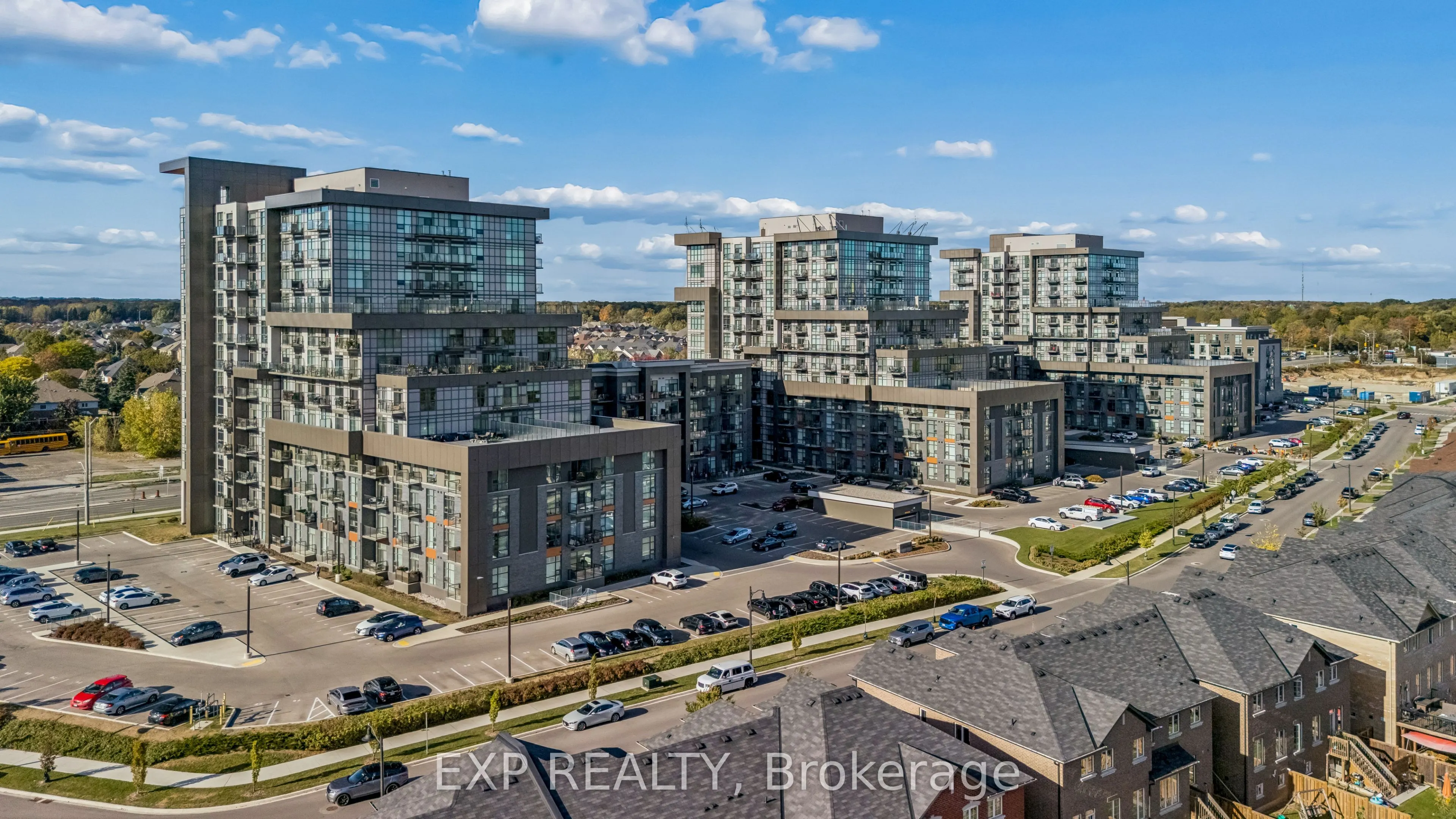 450 Dundas Street E #1005