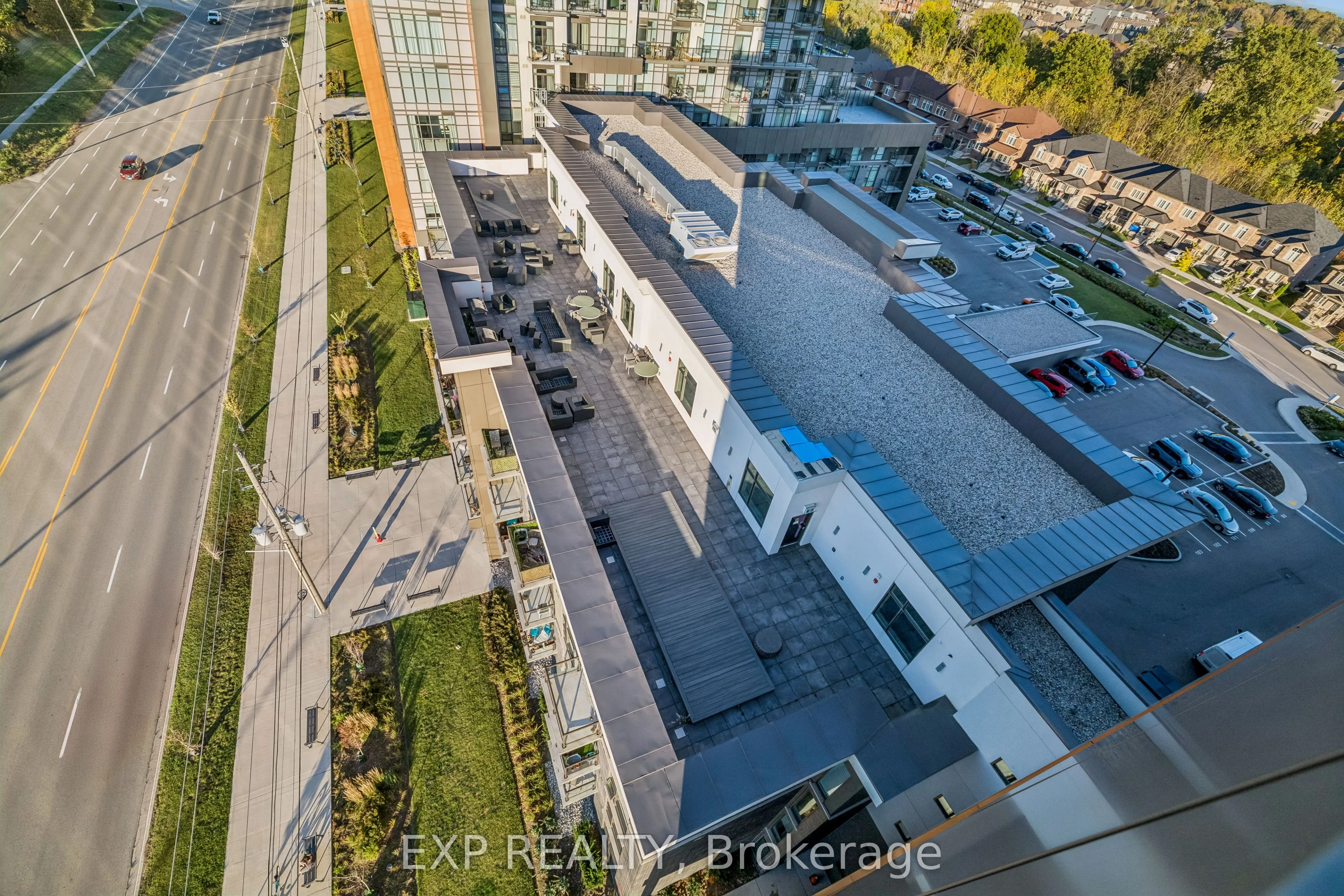 450 Dundas Street E #1005