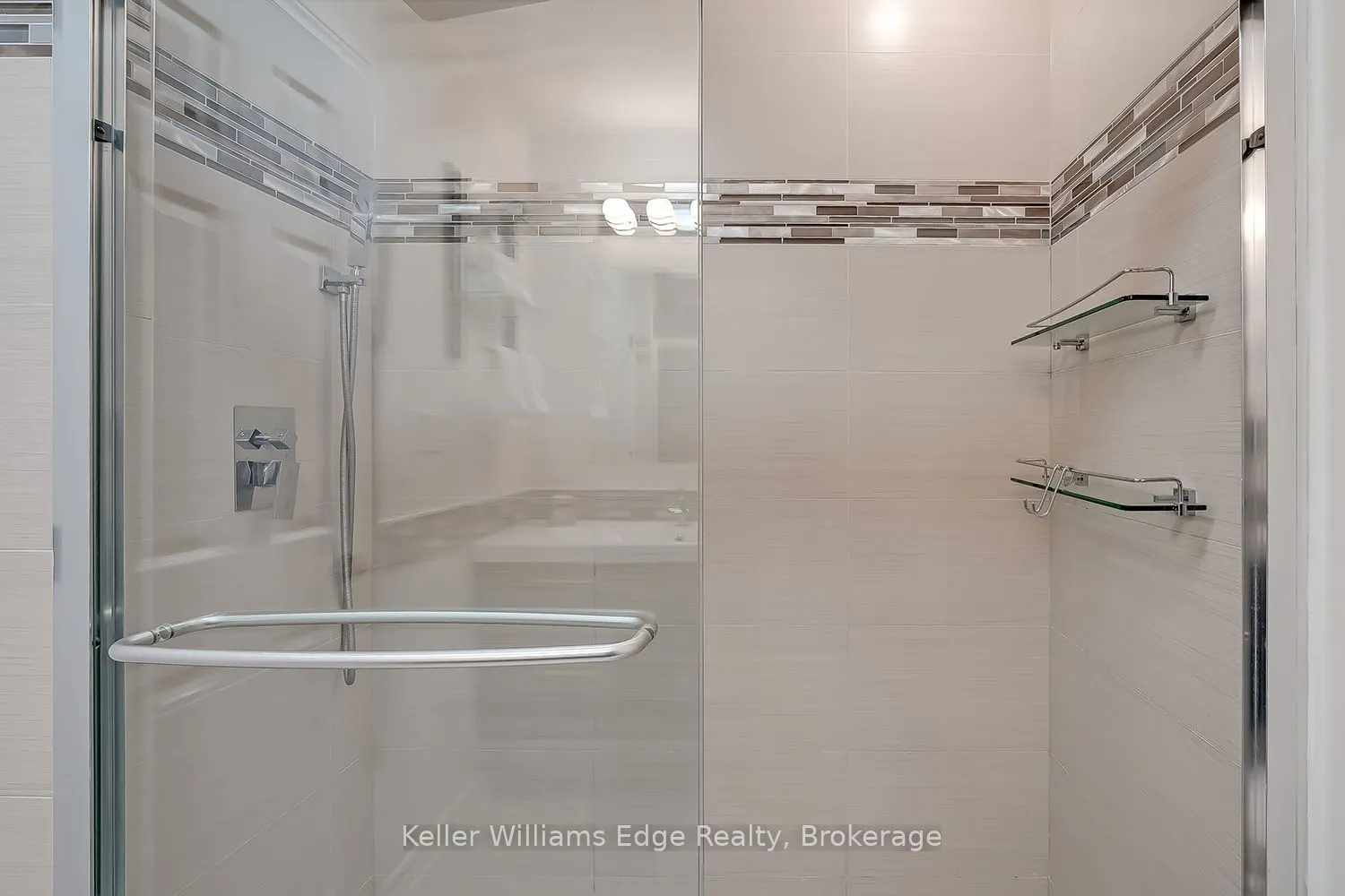 46 Sunnycroft Court W