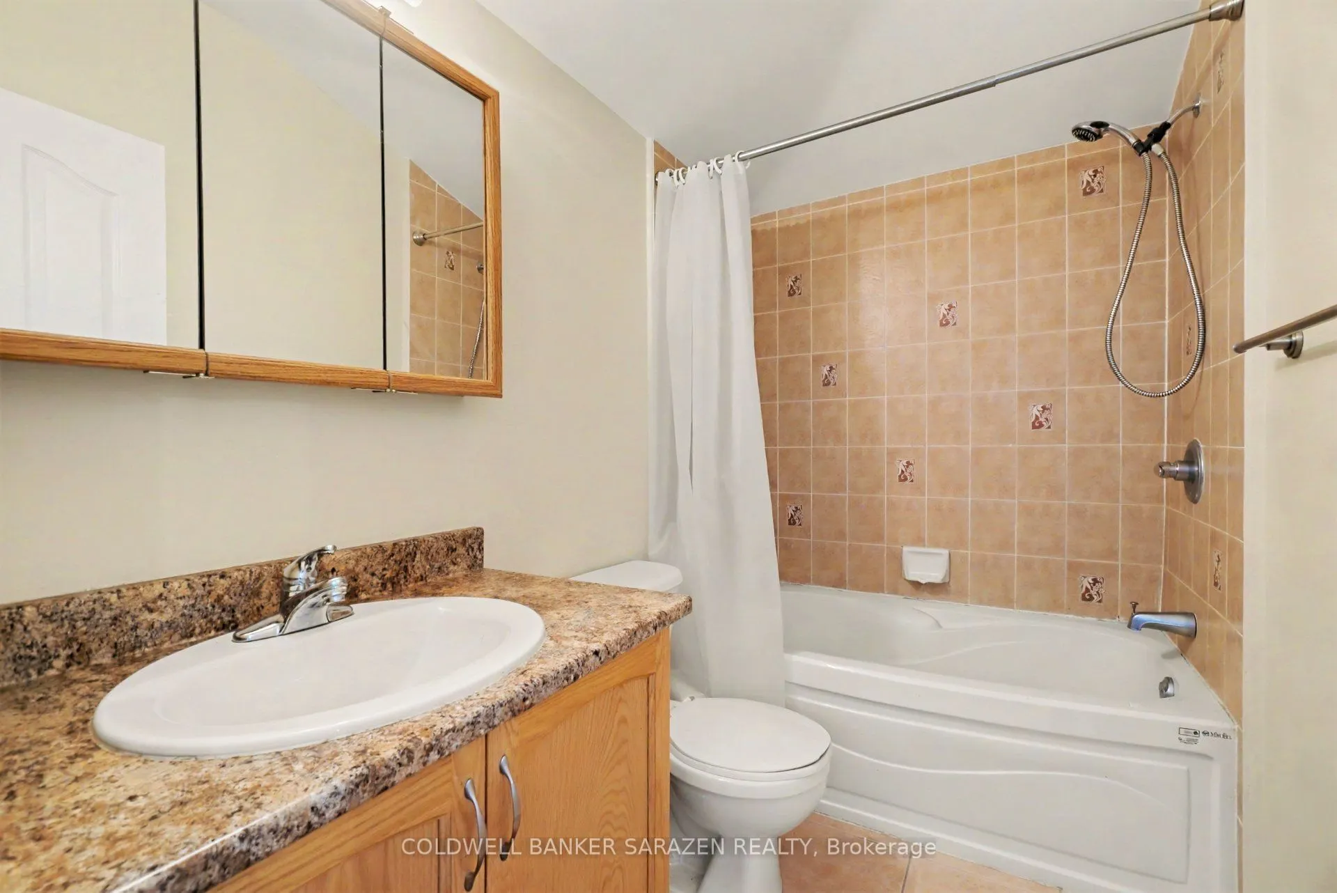 12 Edenvale Drive #12