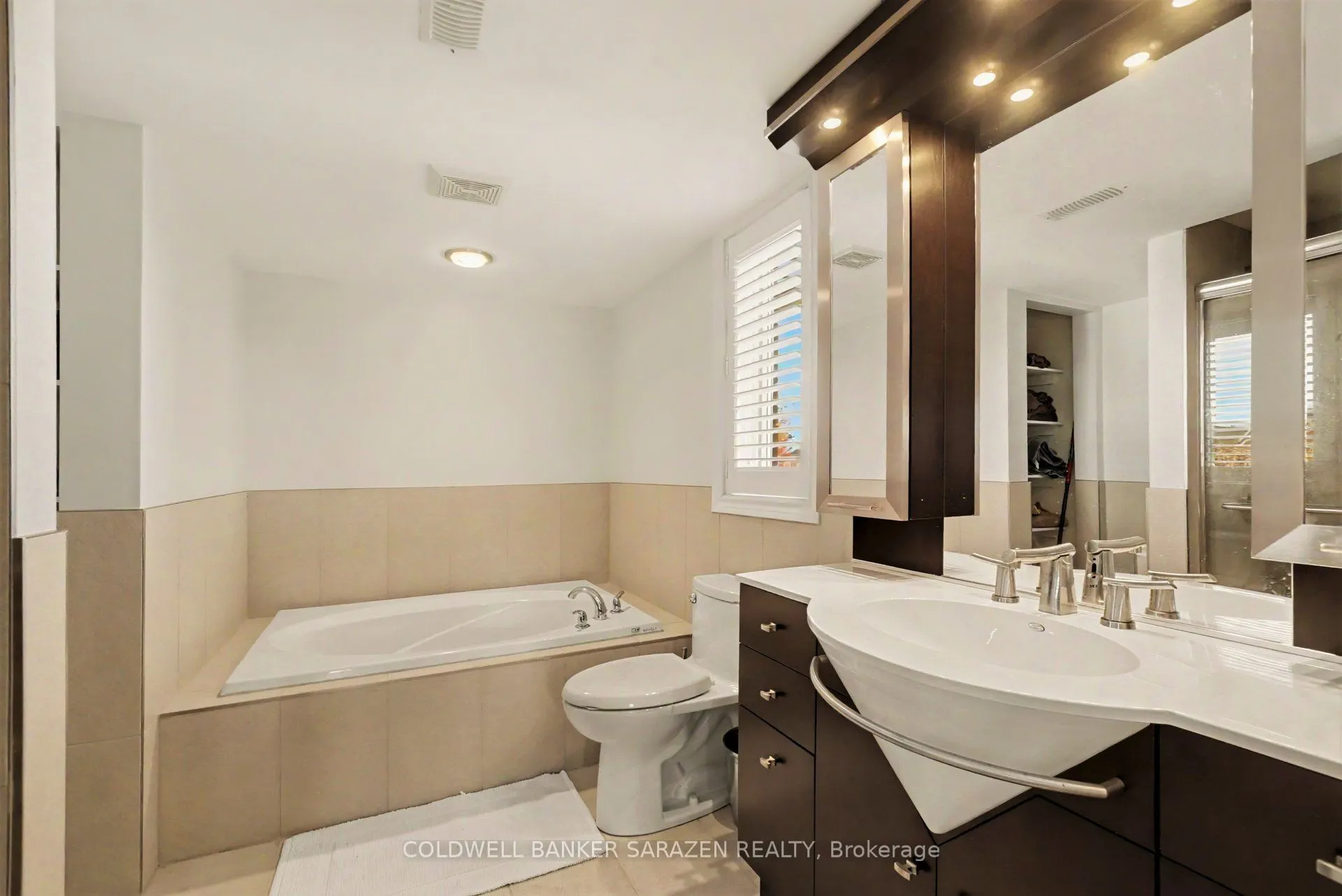12 Edenvale Drive #12