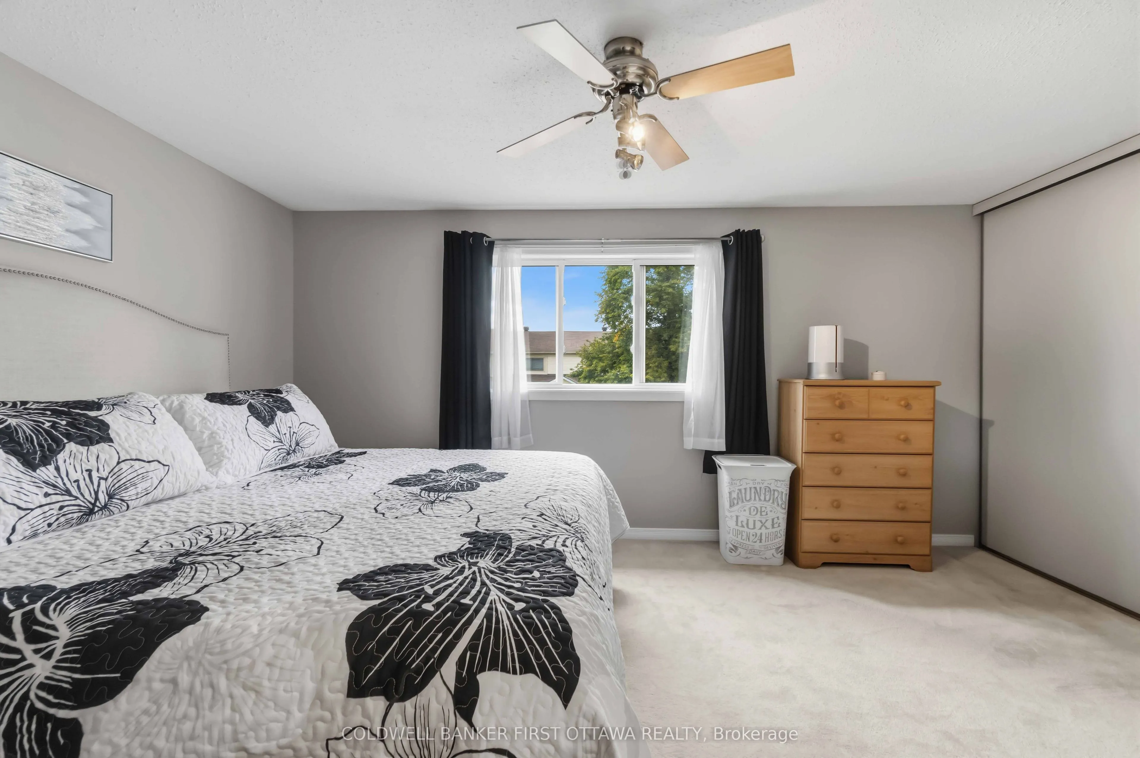 593 Canotia Place #70
