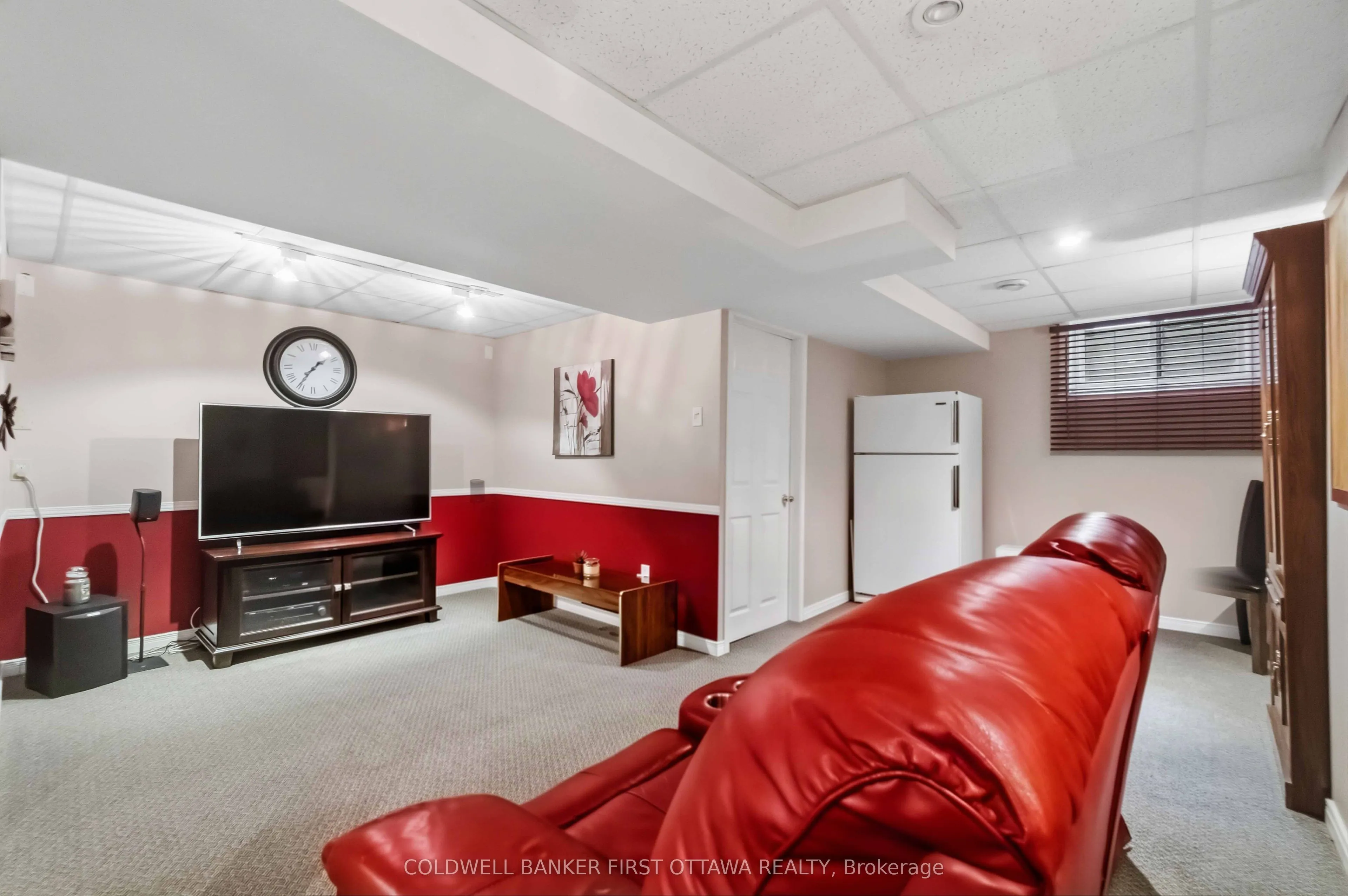 593 Canotia Place #70