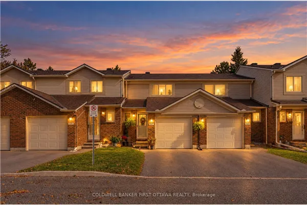 593 Canotia Place #70