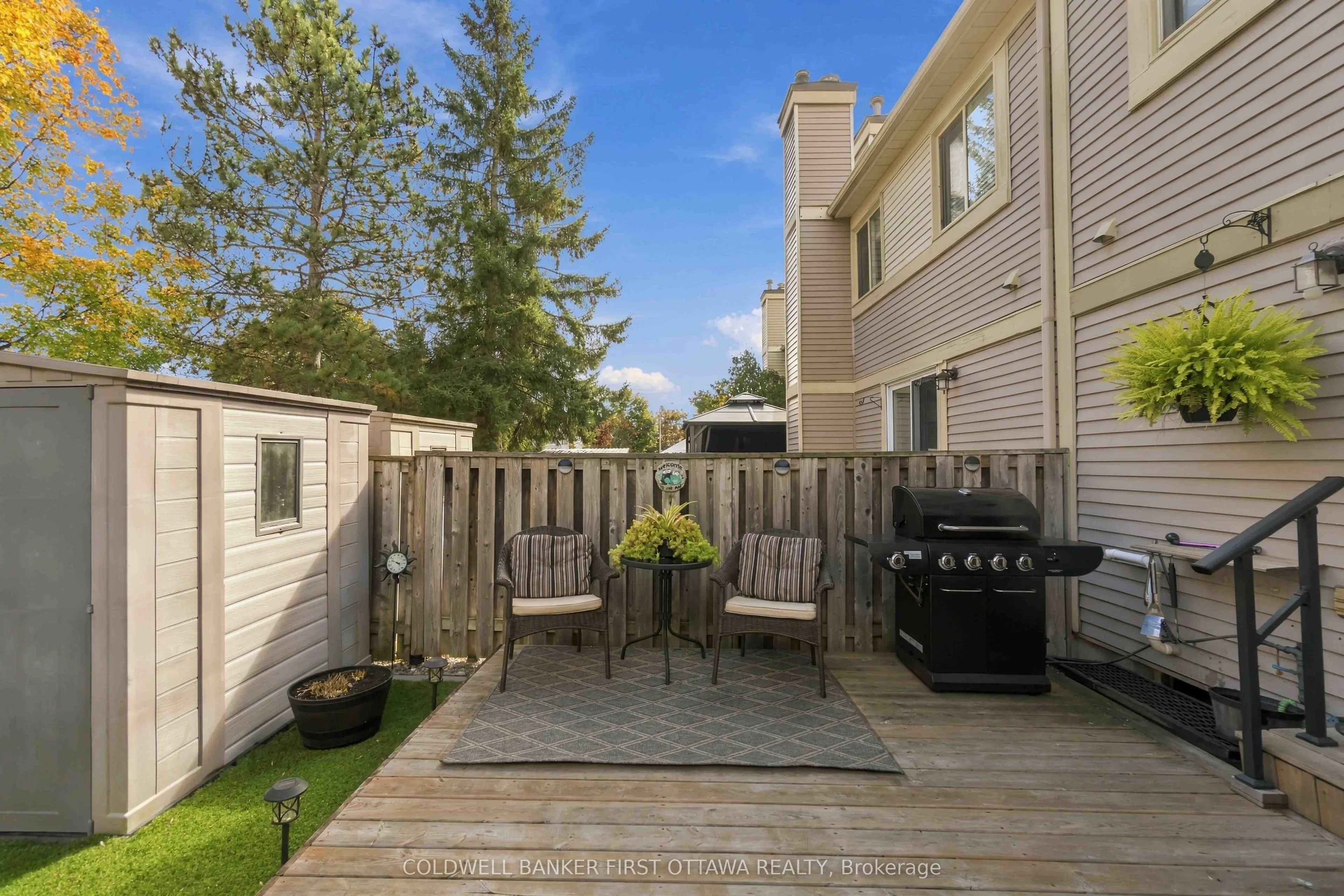 593 Canotia Place #70