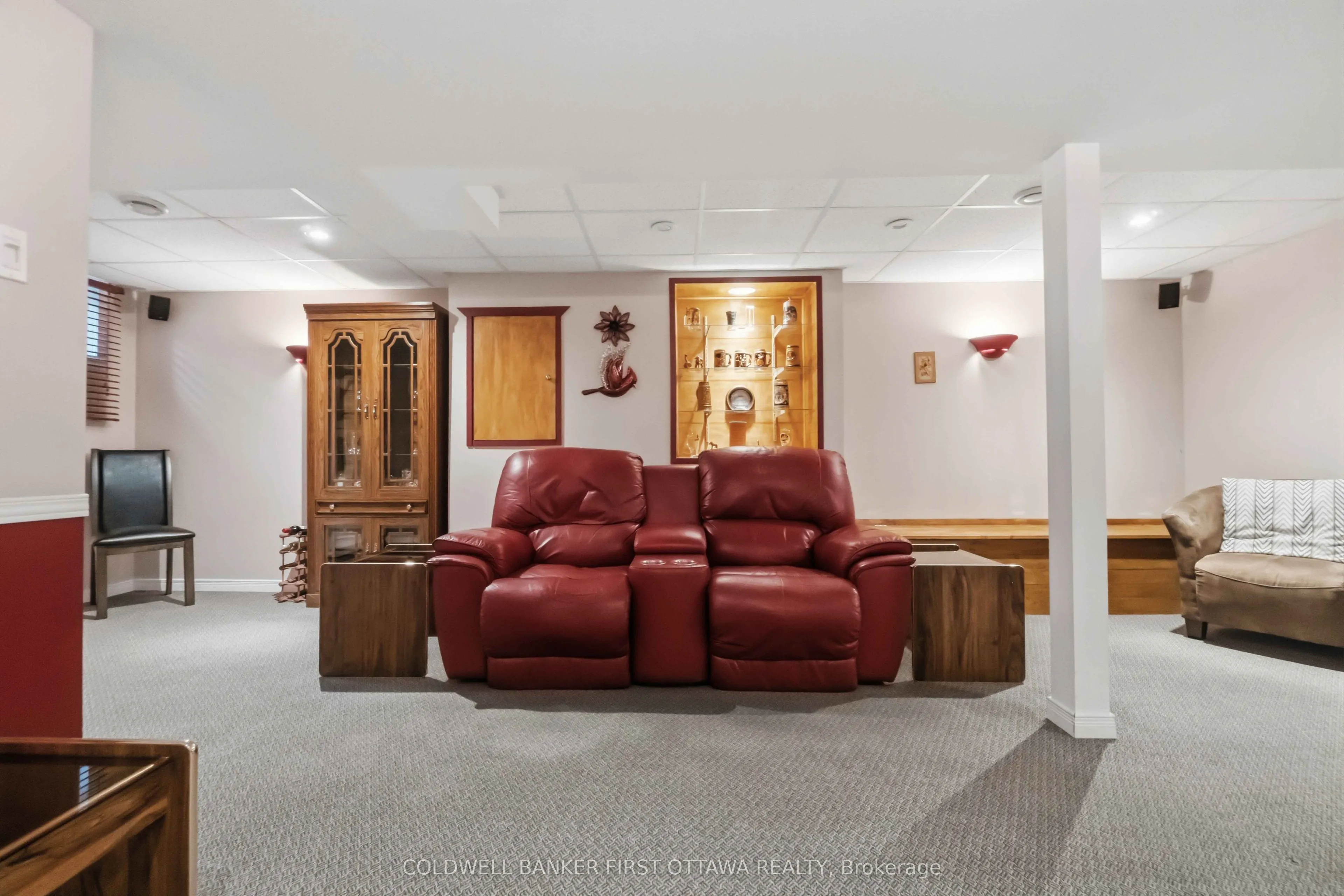 593 Canotia Place #70