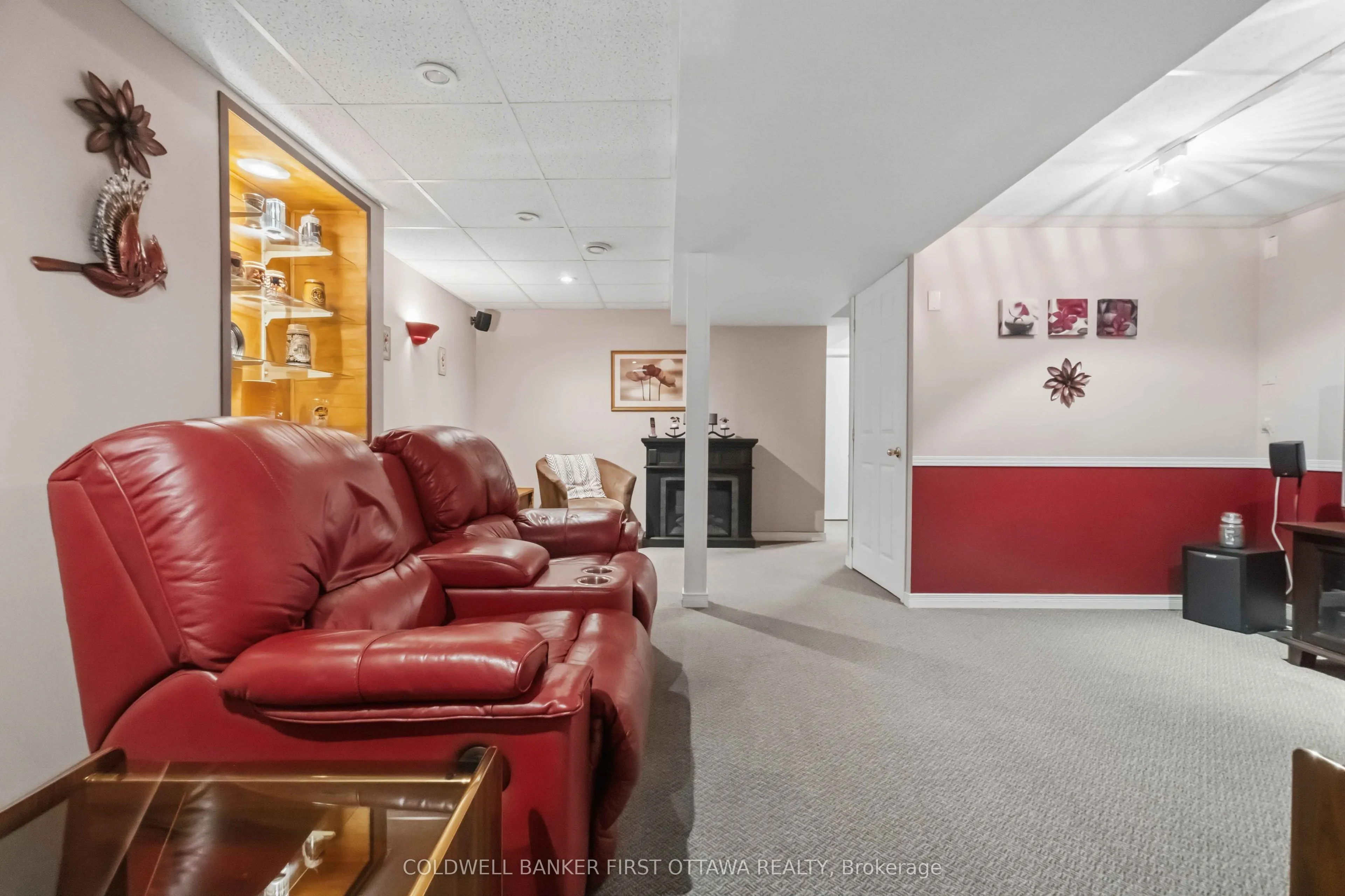593 Canotia Place #70