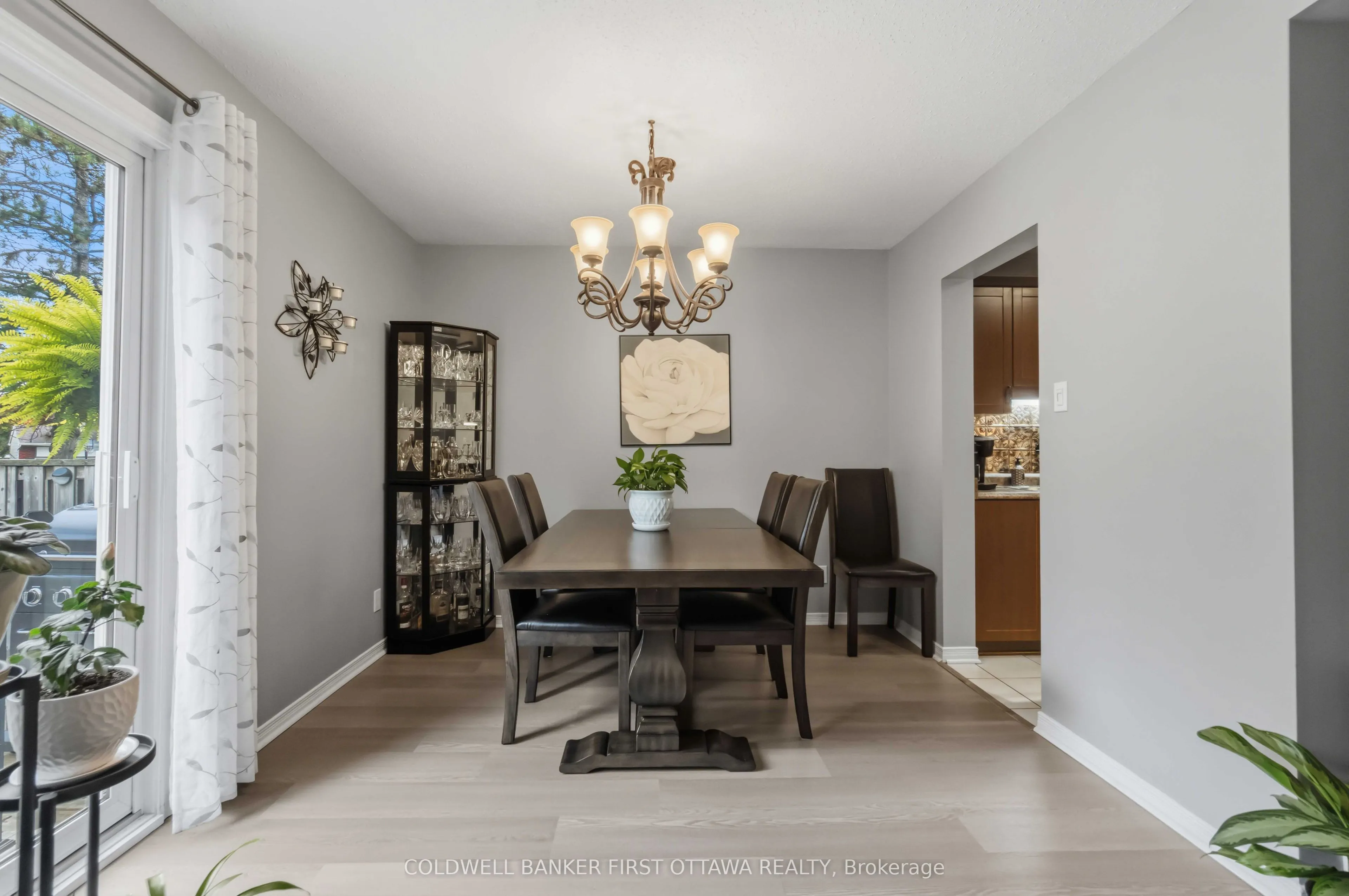 593 Canotia Place #70