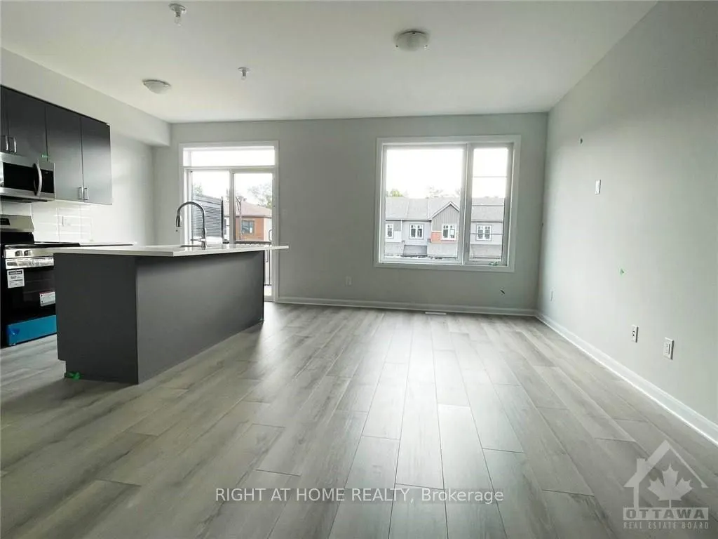 278 ELSIE MACGILL Walk