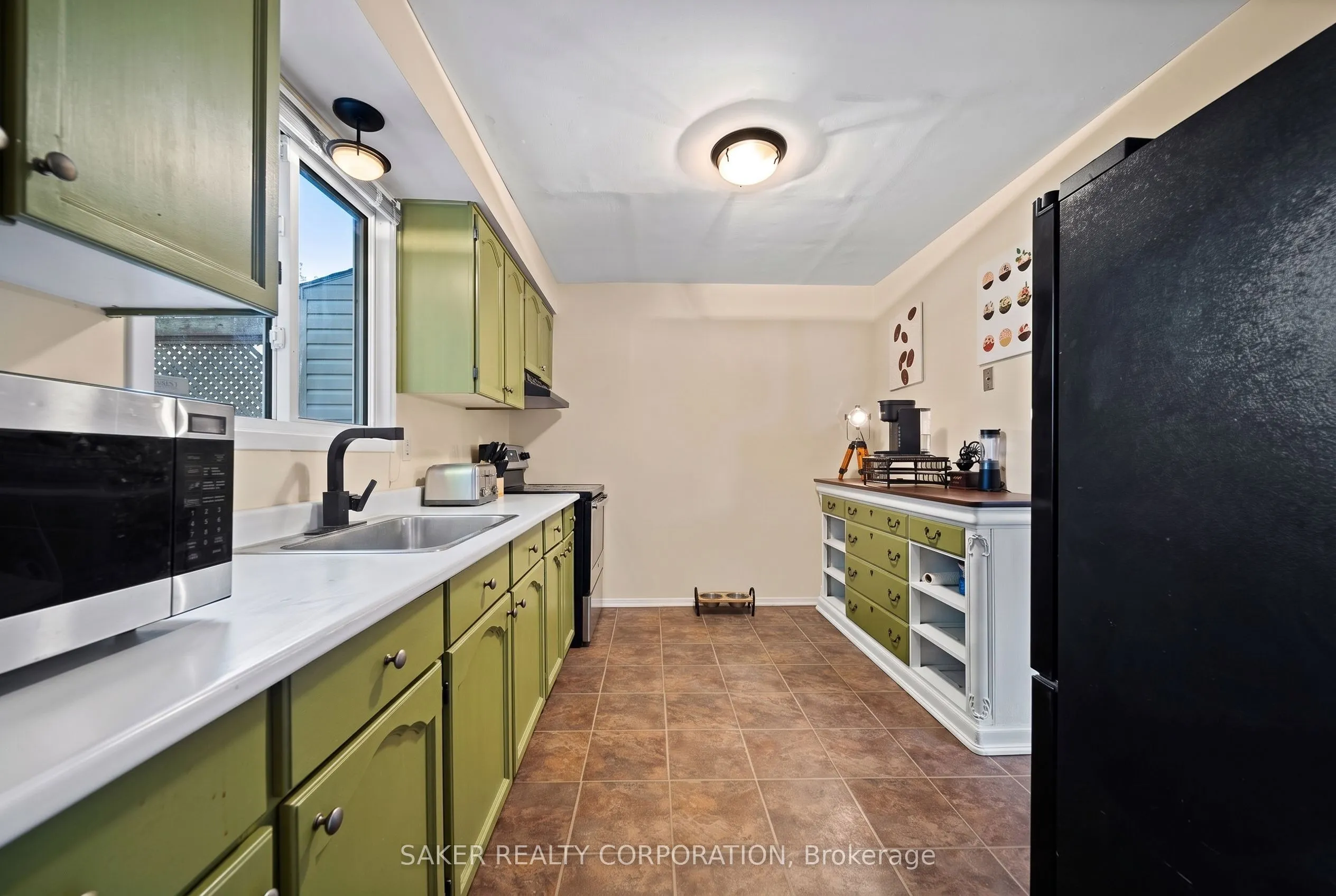 72 Inverary Road