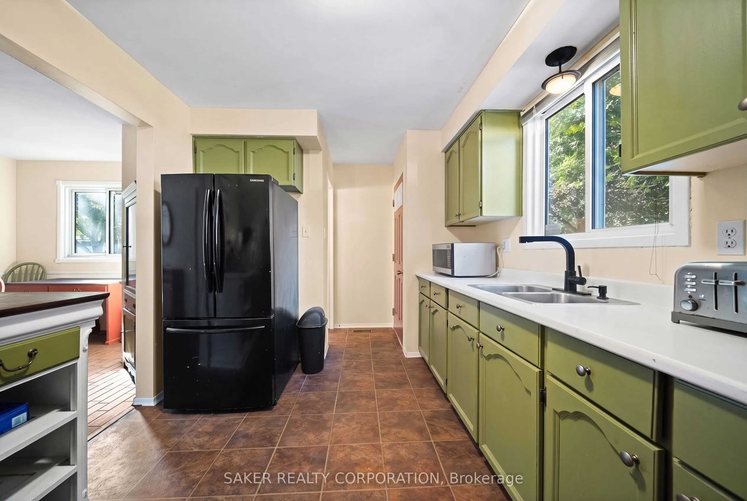 72 Inverary Road