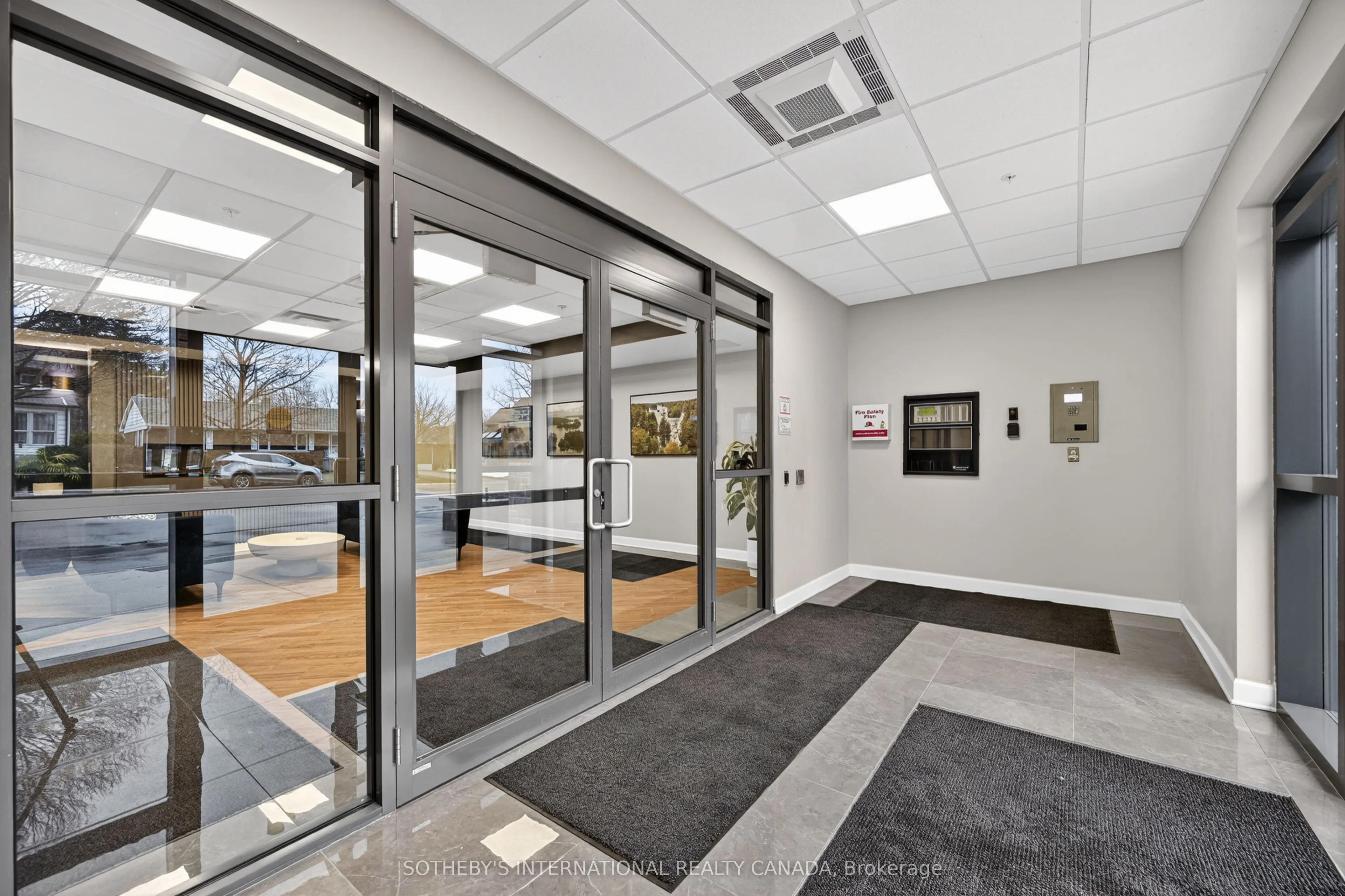 129A South Street #406