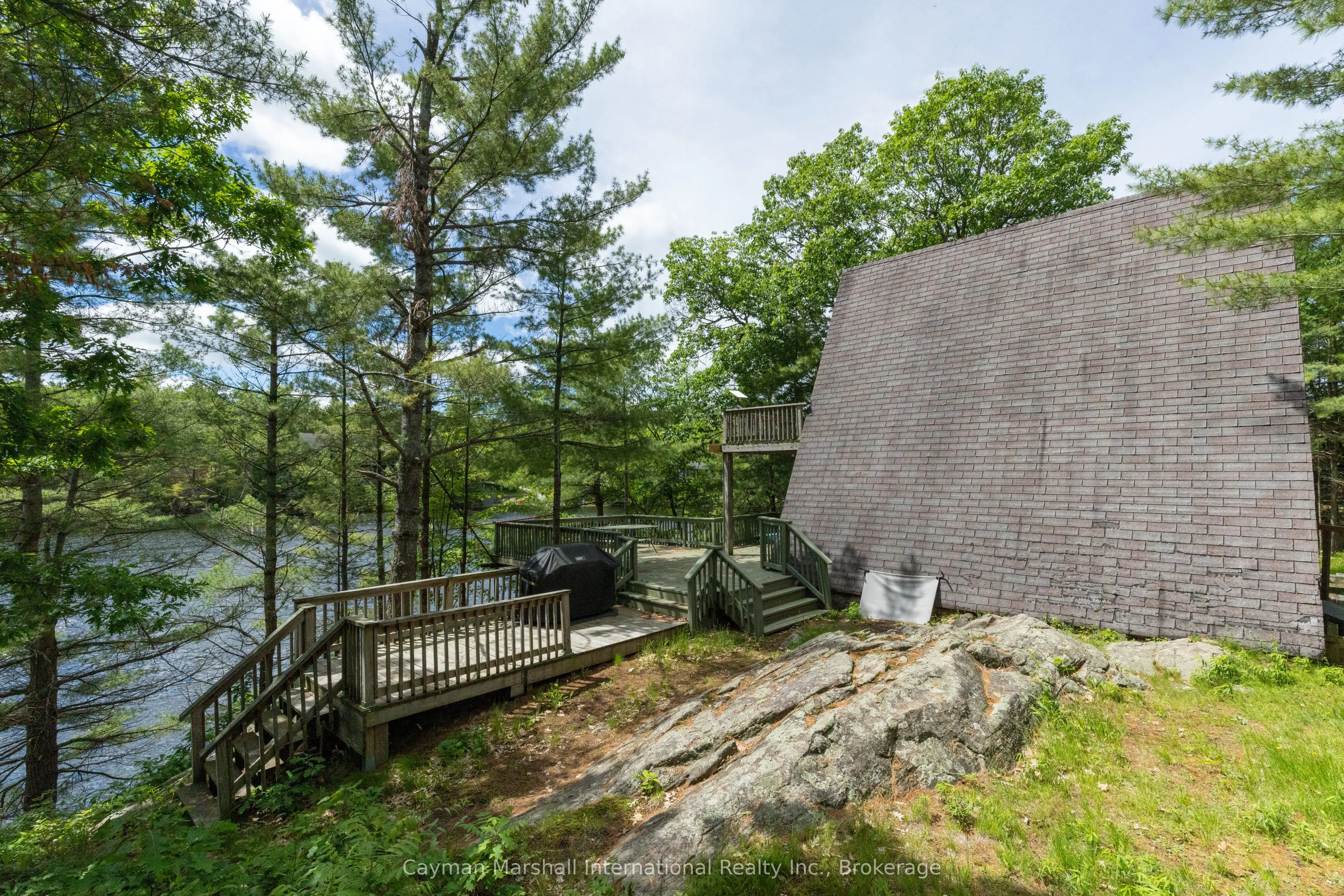 1465 West Lionshead Road