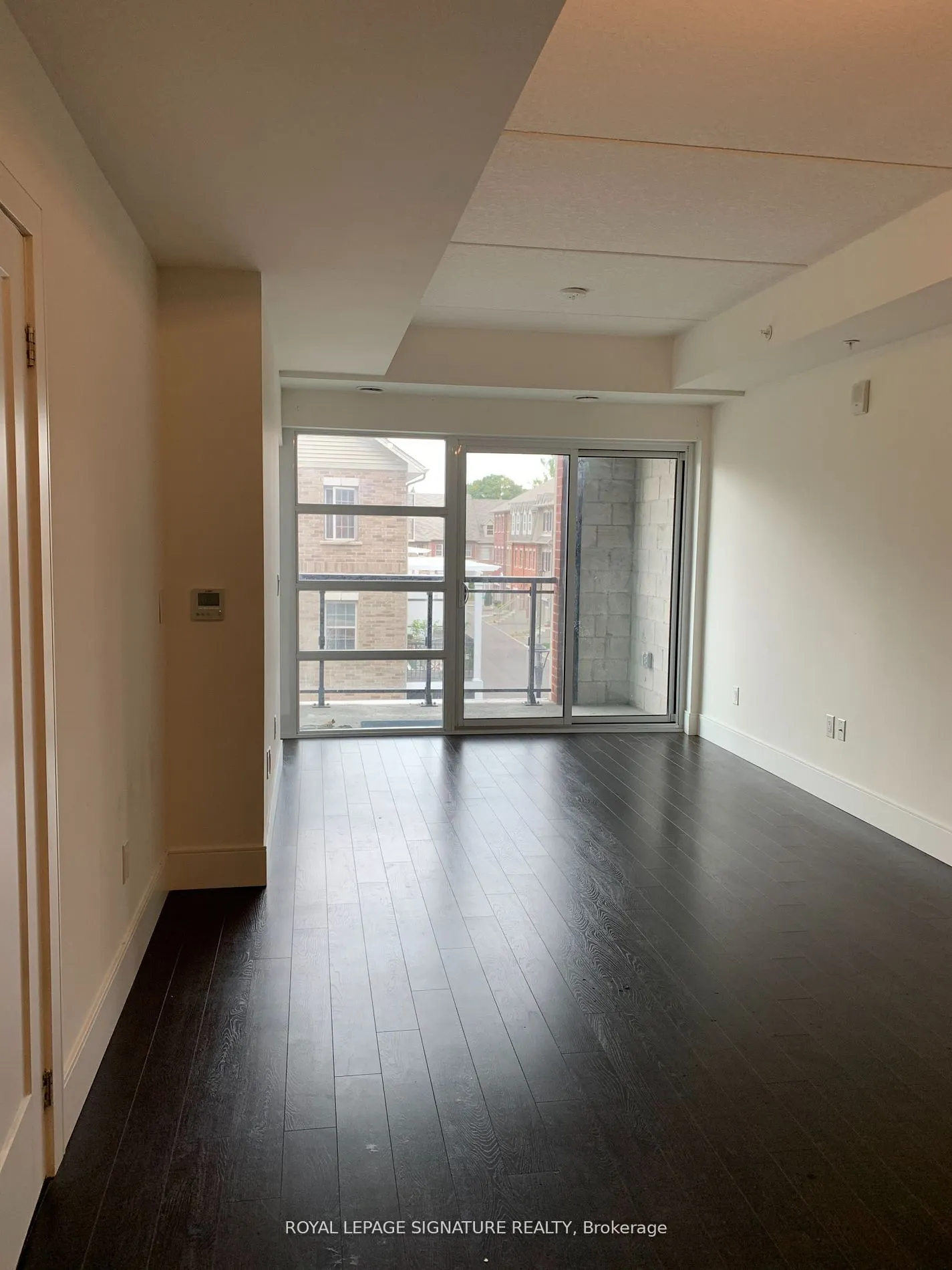 15 Prince Albert Boulevard #307