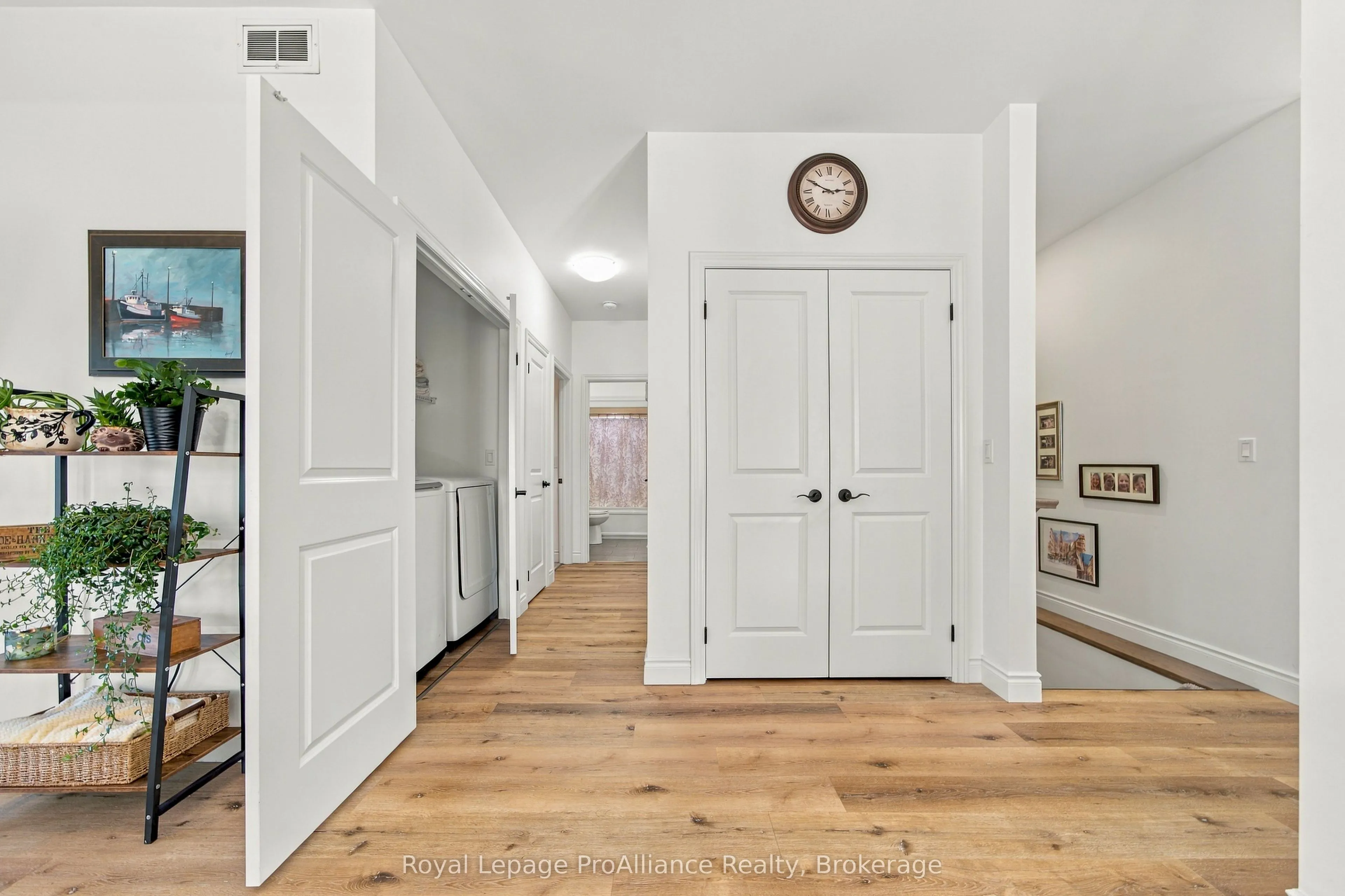 28 Aberdeen Street W