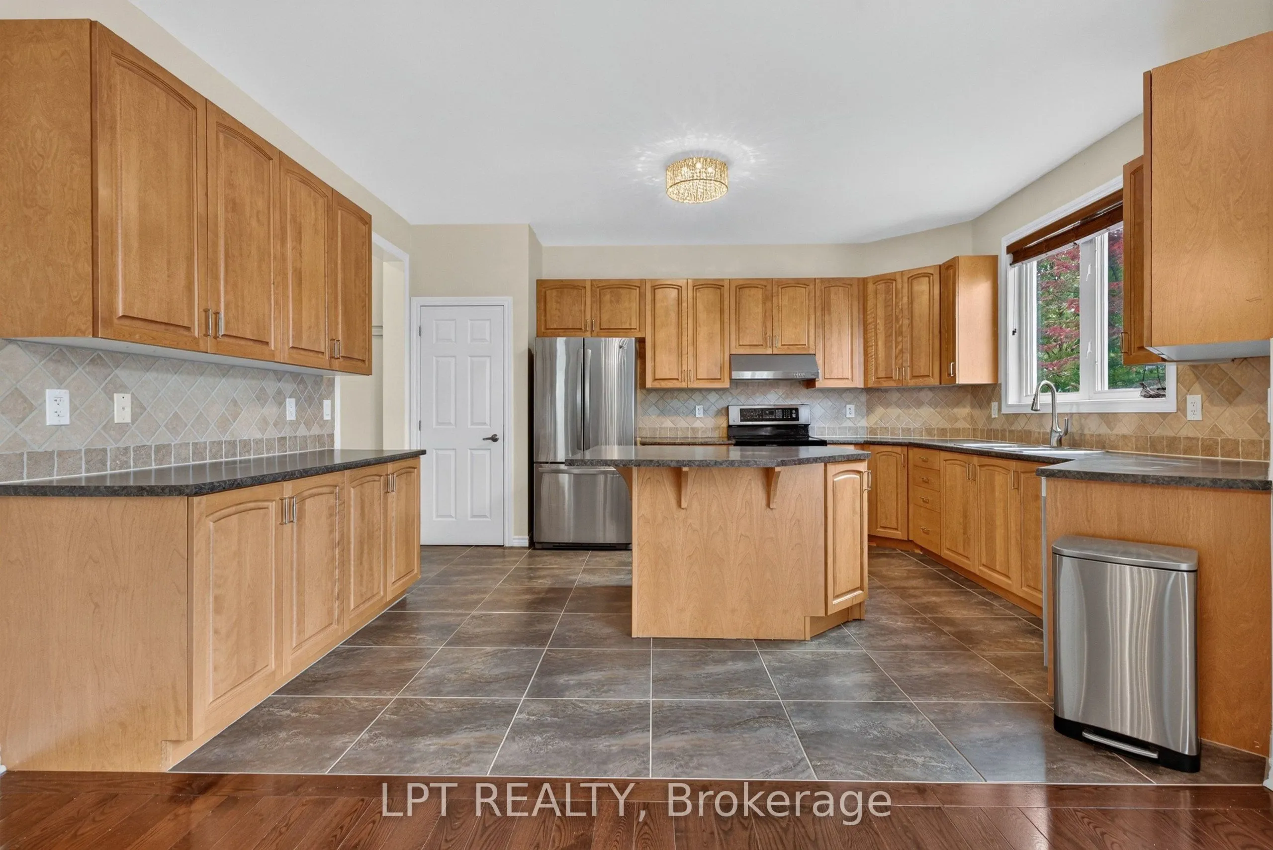 2632 WATERMUSIC BAY Crescent