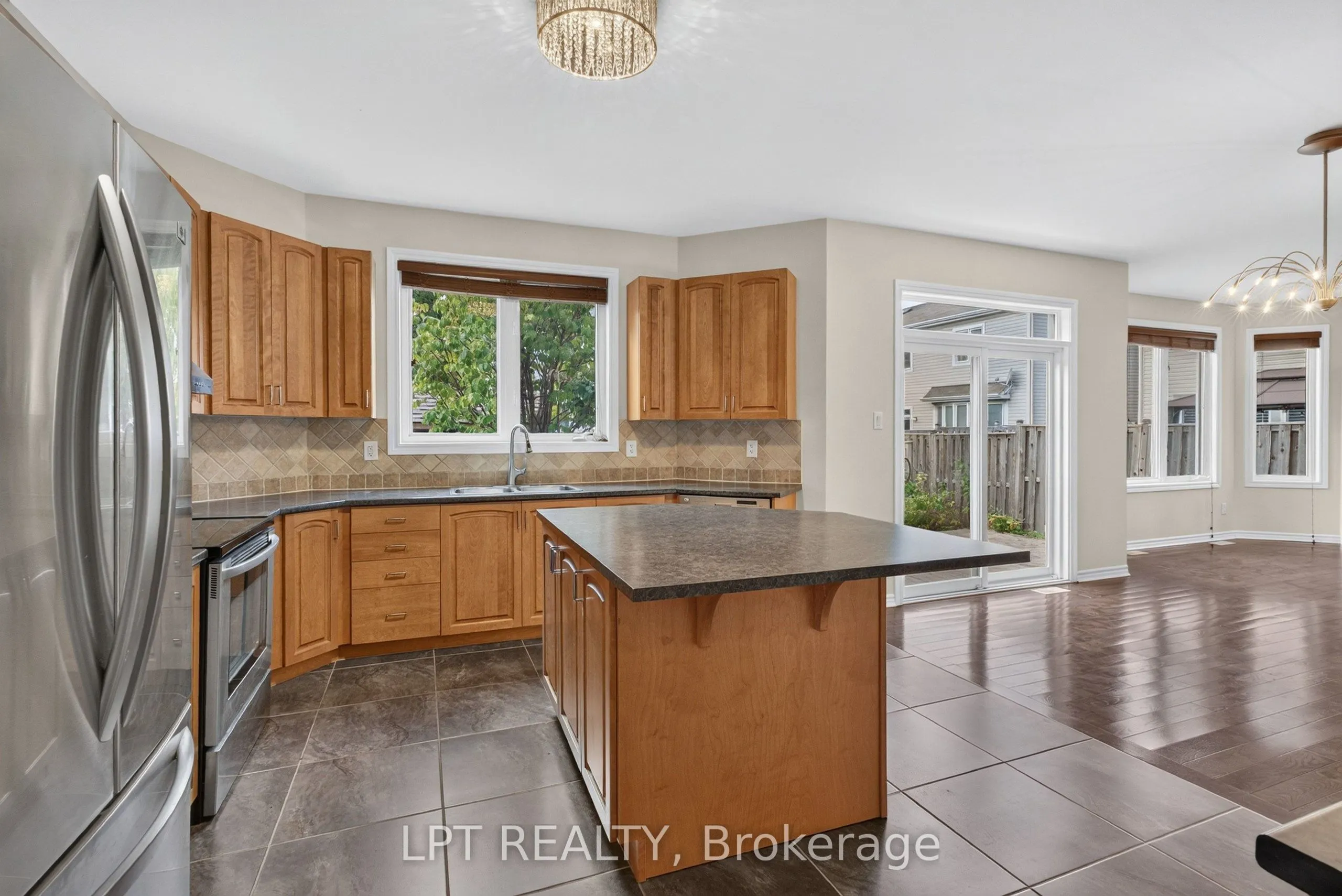 2632 WATERMUSIC BAY Crescent