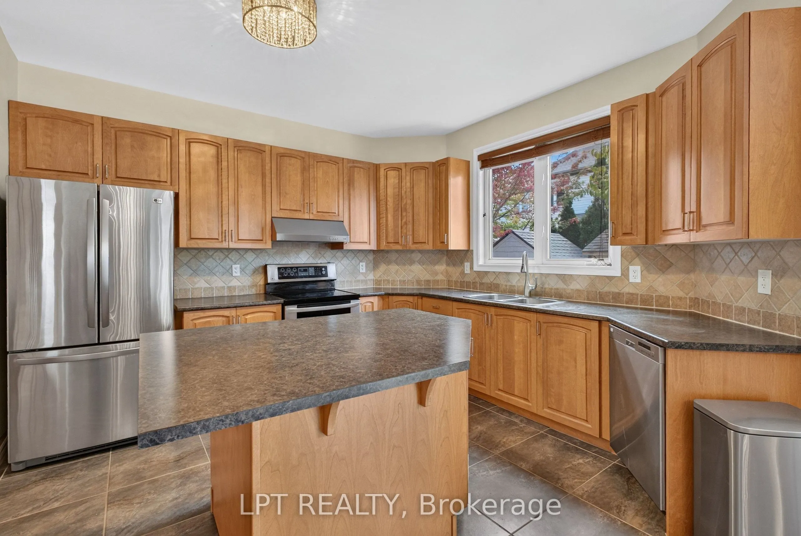 2632 WATERMUSIC BAY Crescent