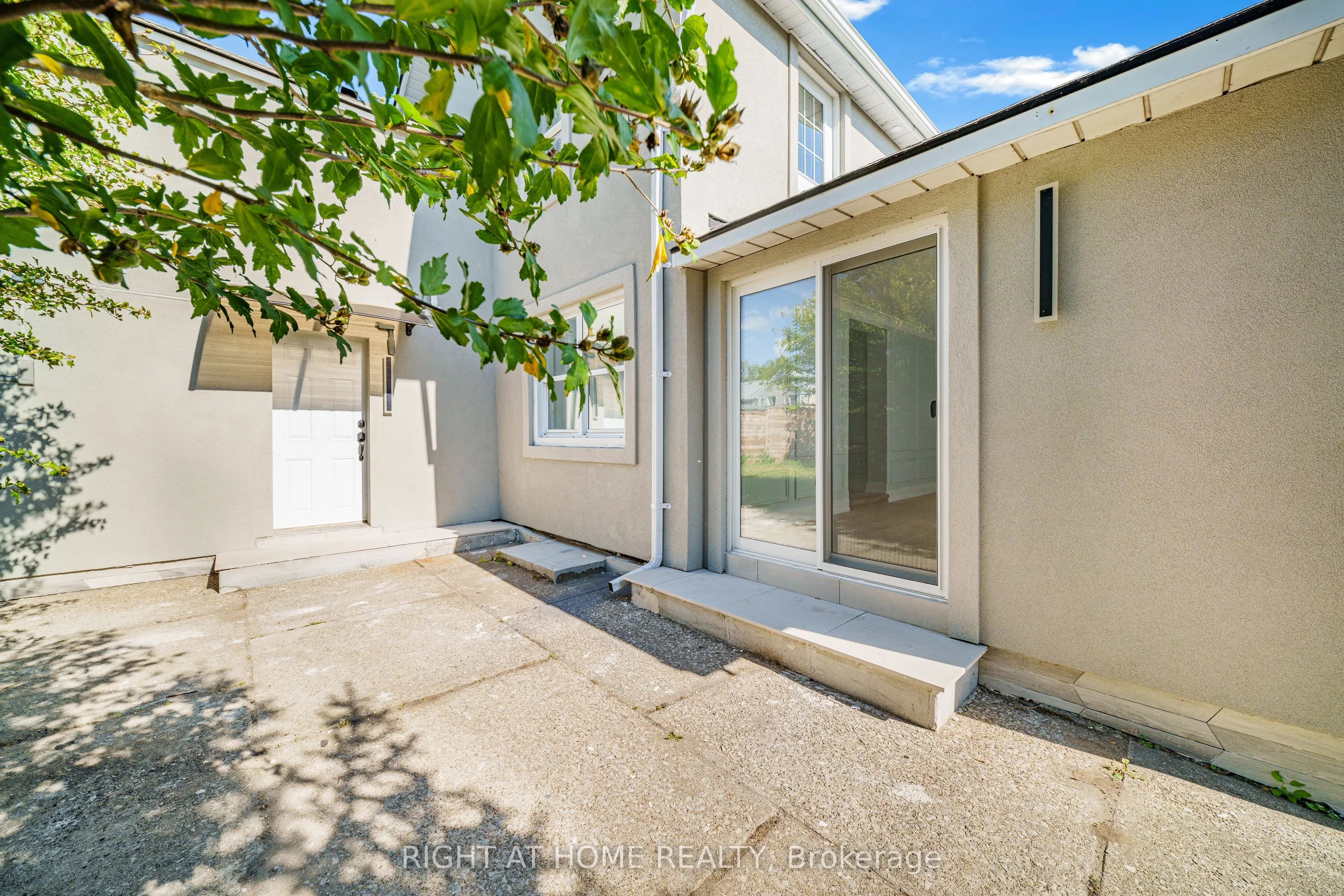 144 Waterloo Street