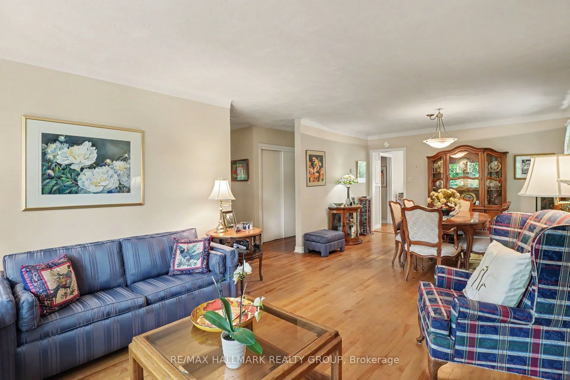 657 Golden Avenue #2