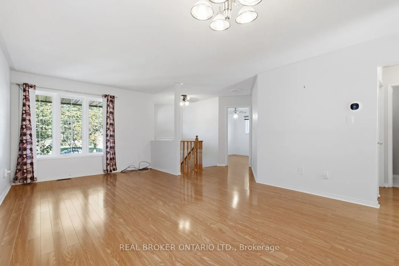 23 MADISON Court W