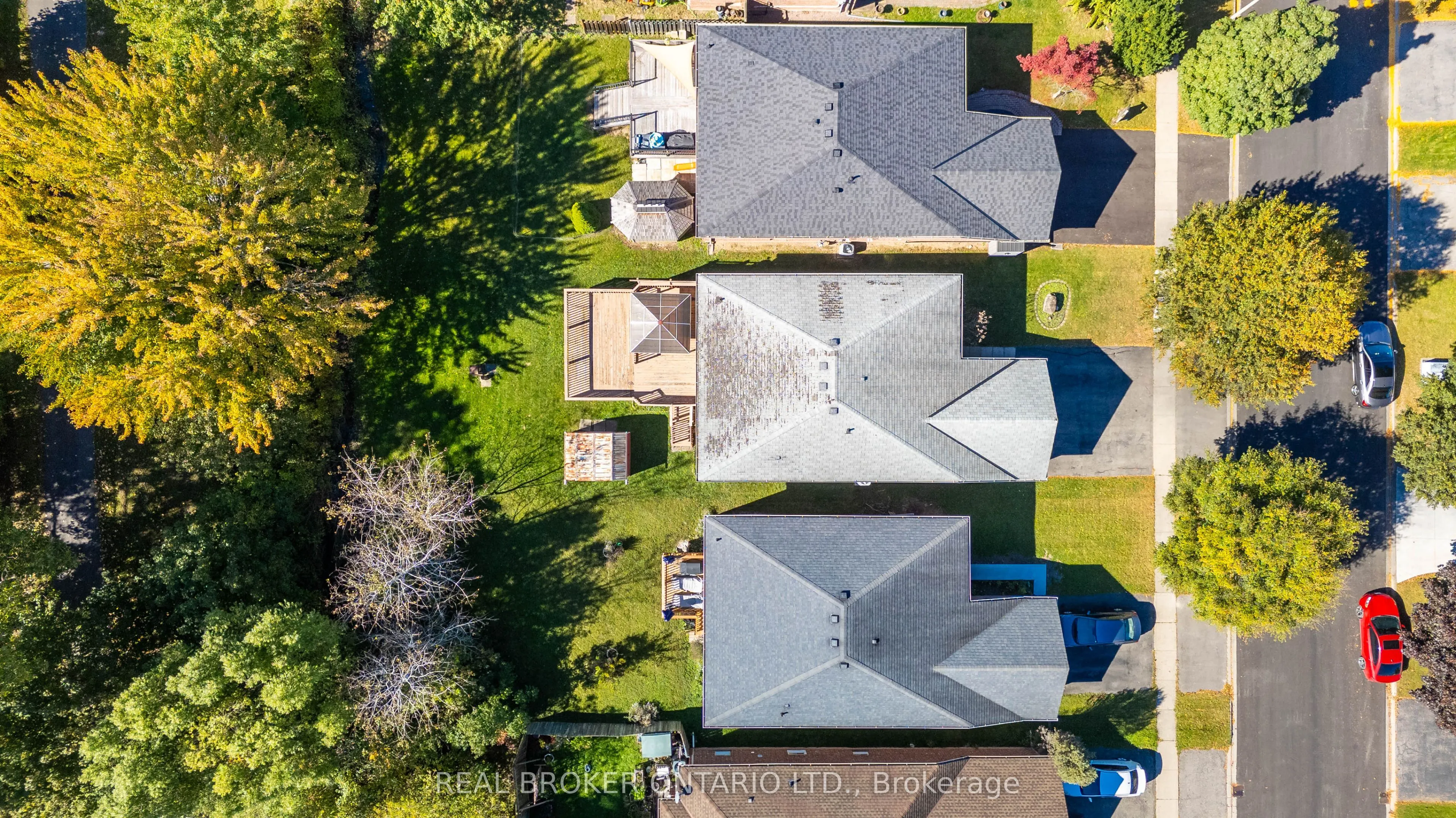 23 MADISON Court W
