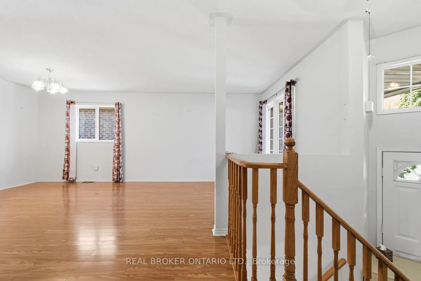 23 MADISON Court W