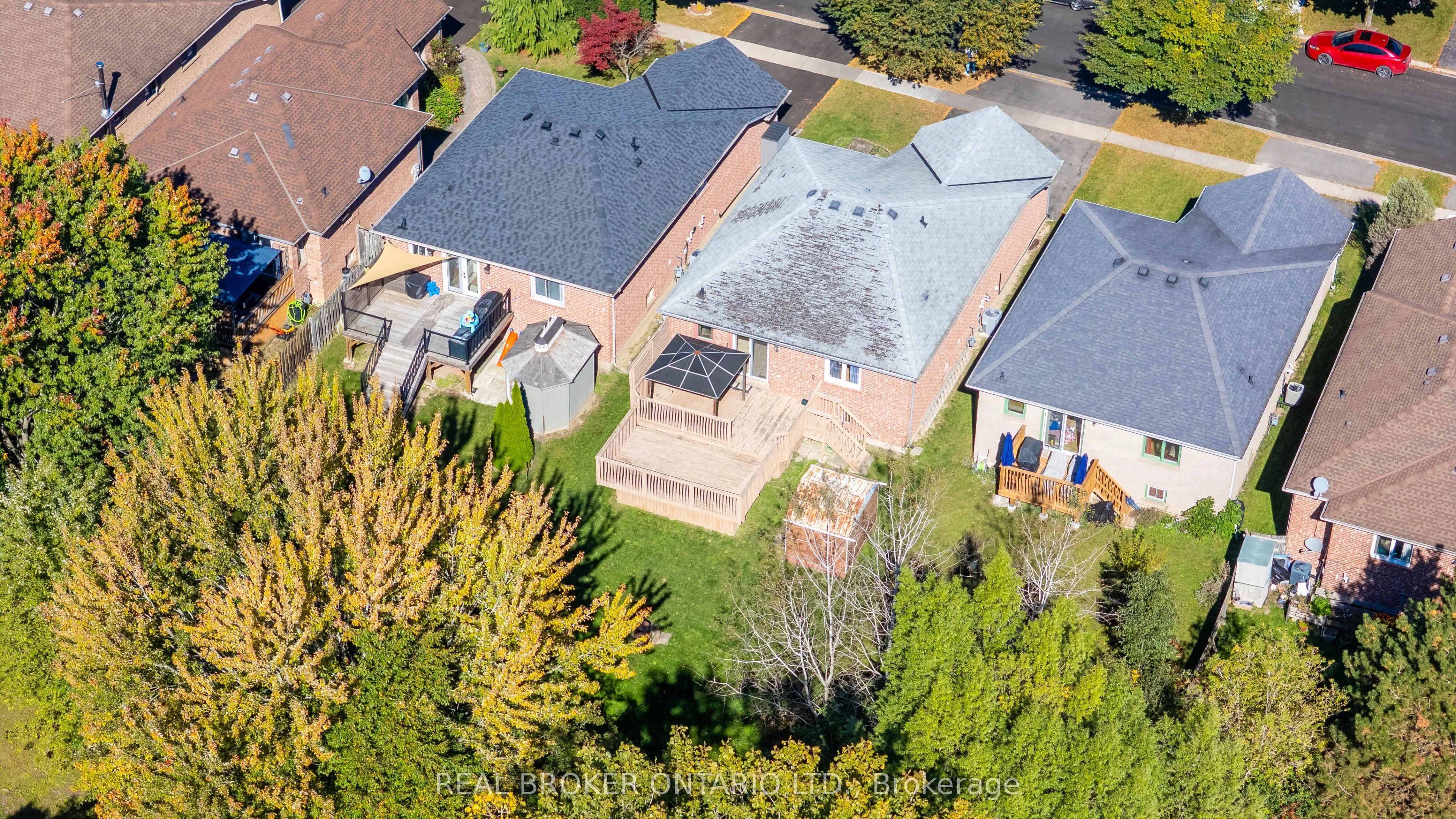 23 MADISON Court W