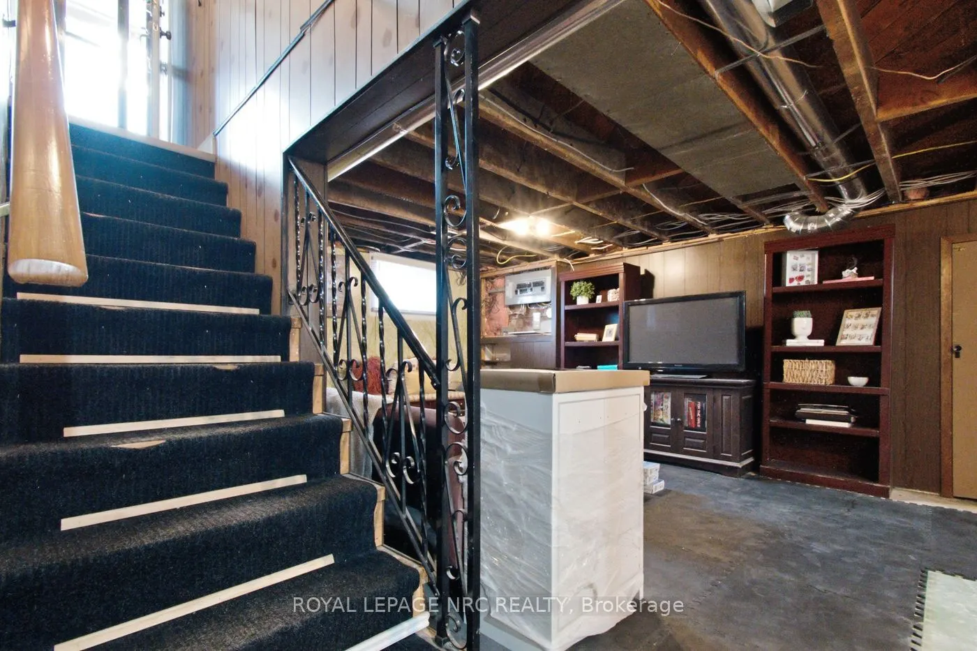 113 Lyons Avenue
