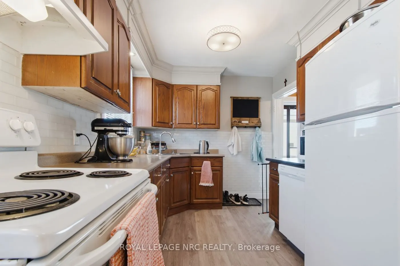 113 Lyons Avenue