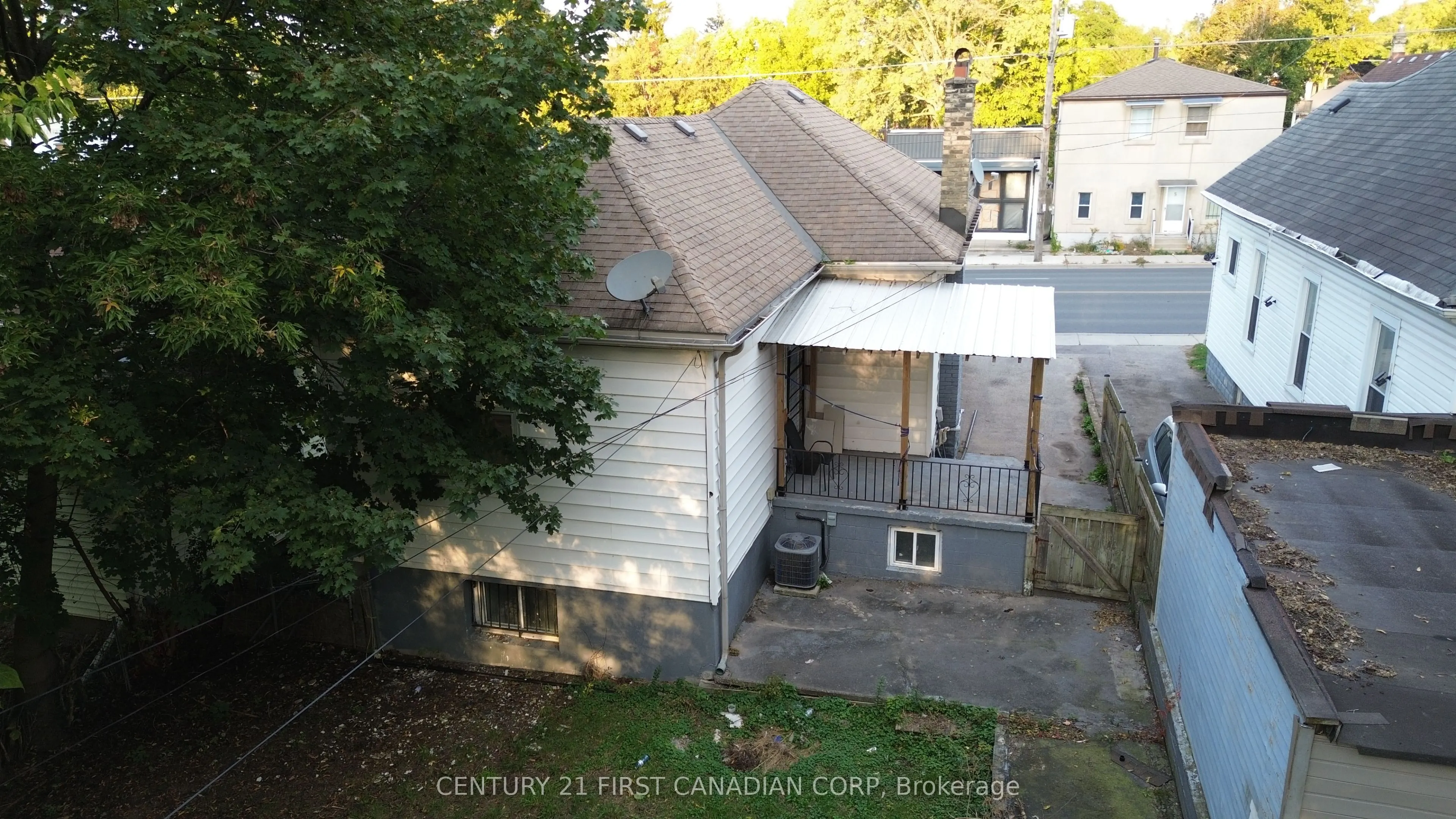 31 Adelaide Street S #MAIN
