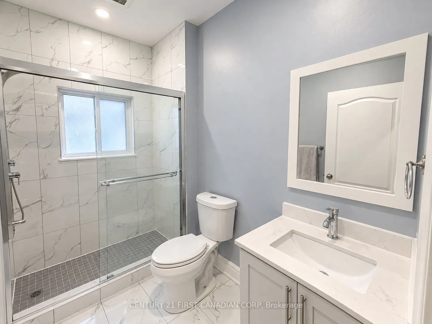 31 Adelaide Street S #MAIN