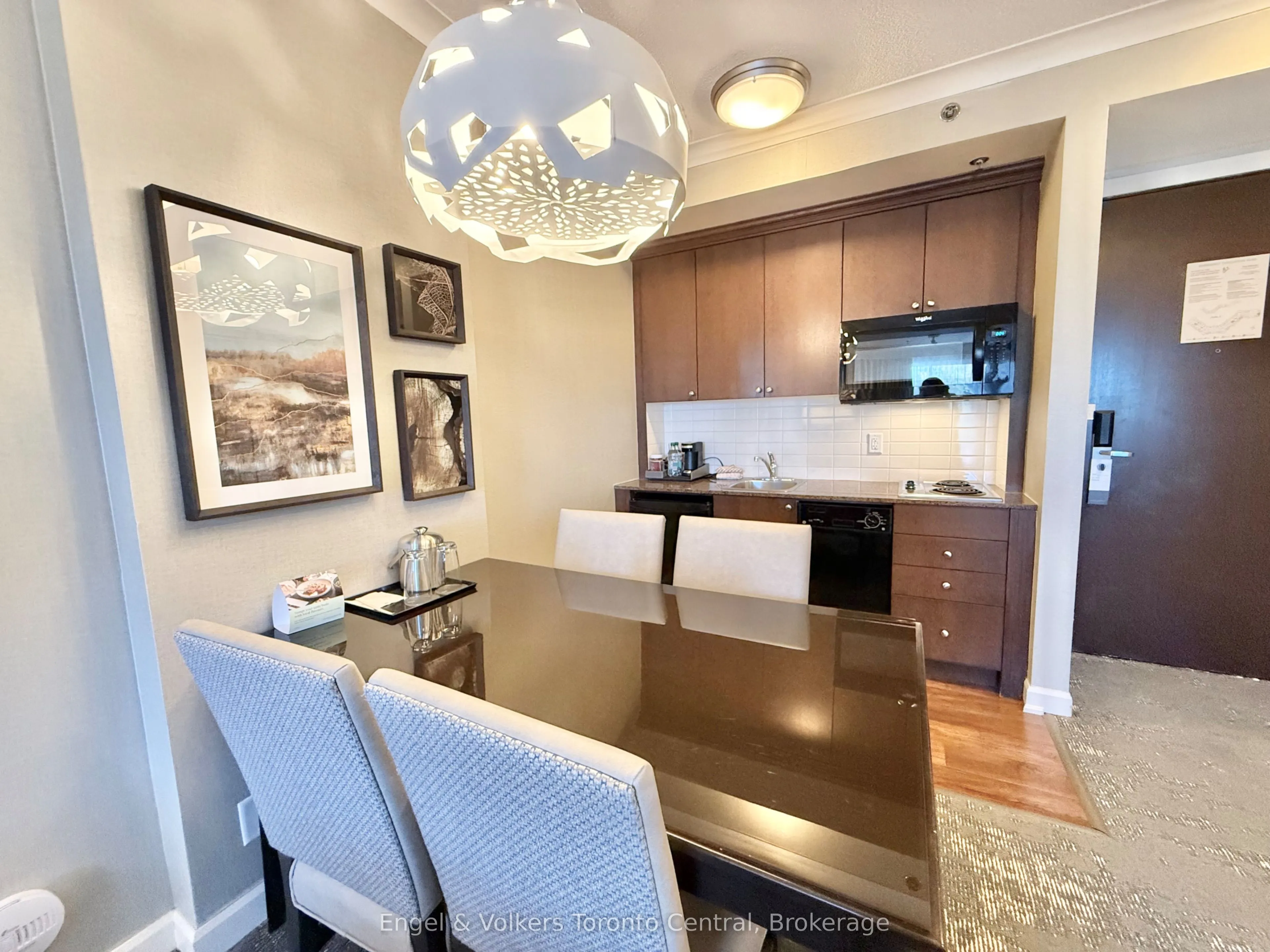 220 GORD CANNING Drive #304