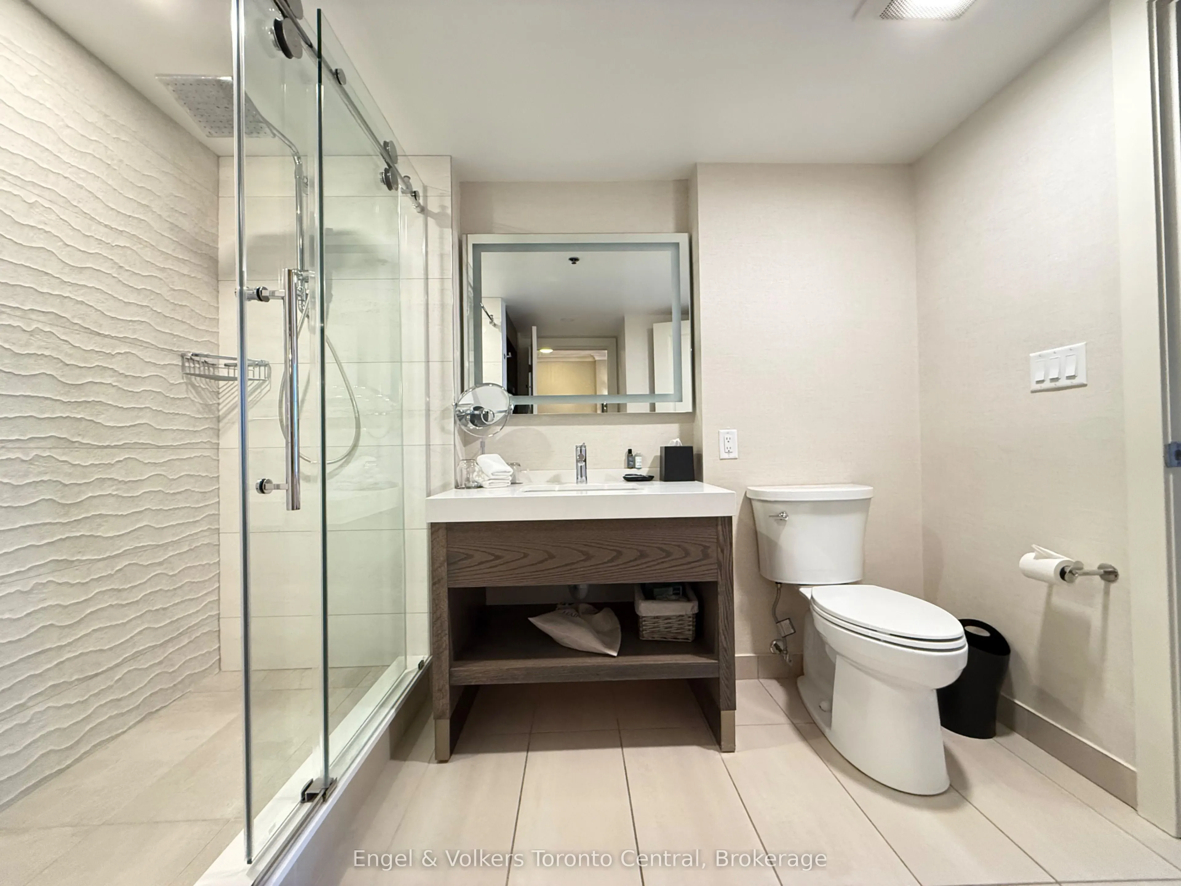 220 GORD CANNING Drive #304