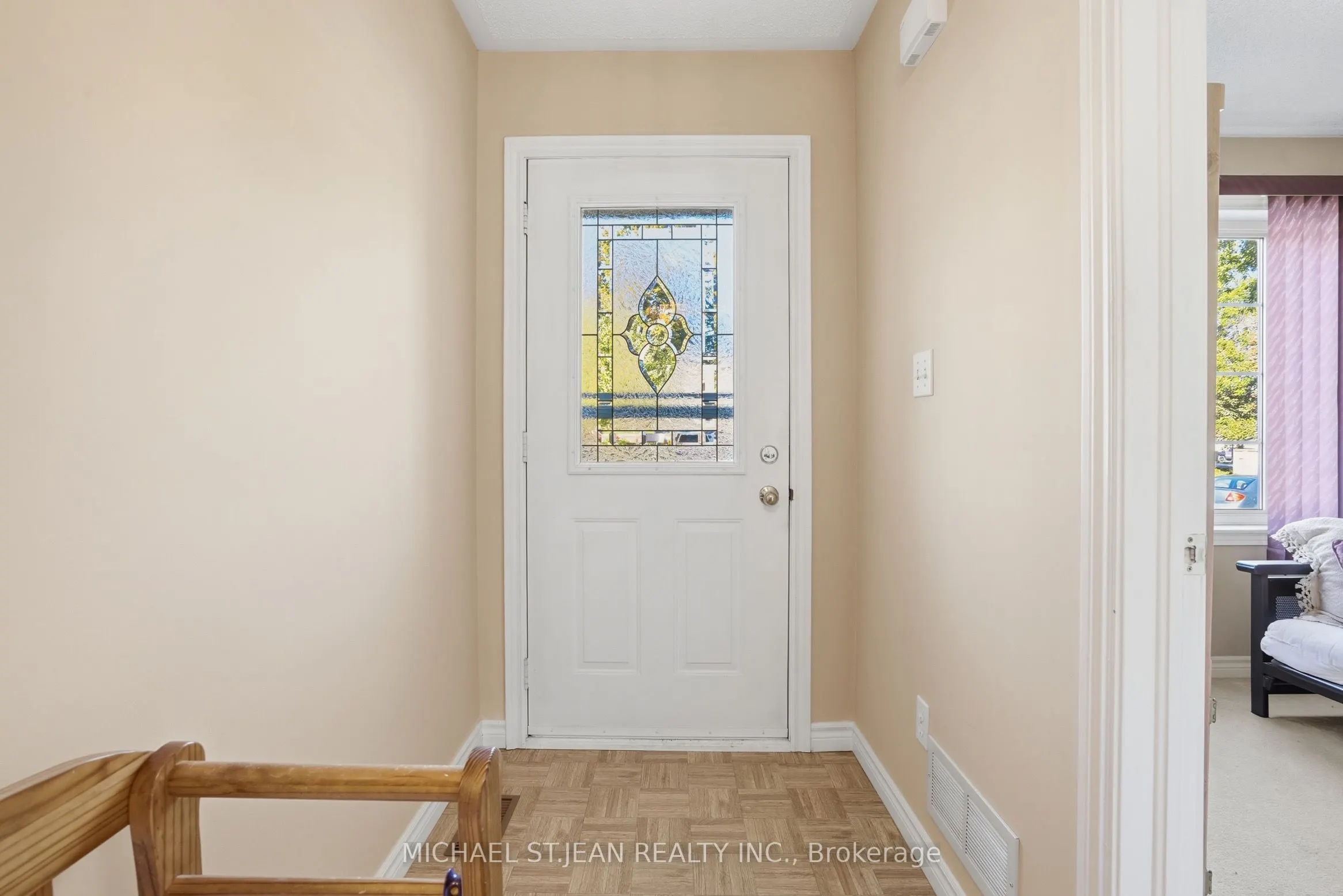 9 Kinsman Court S
